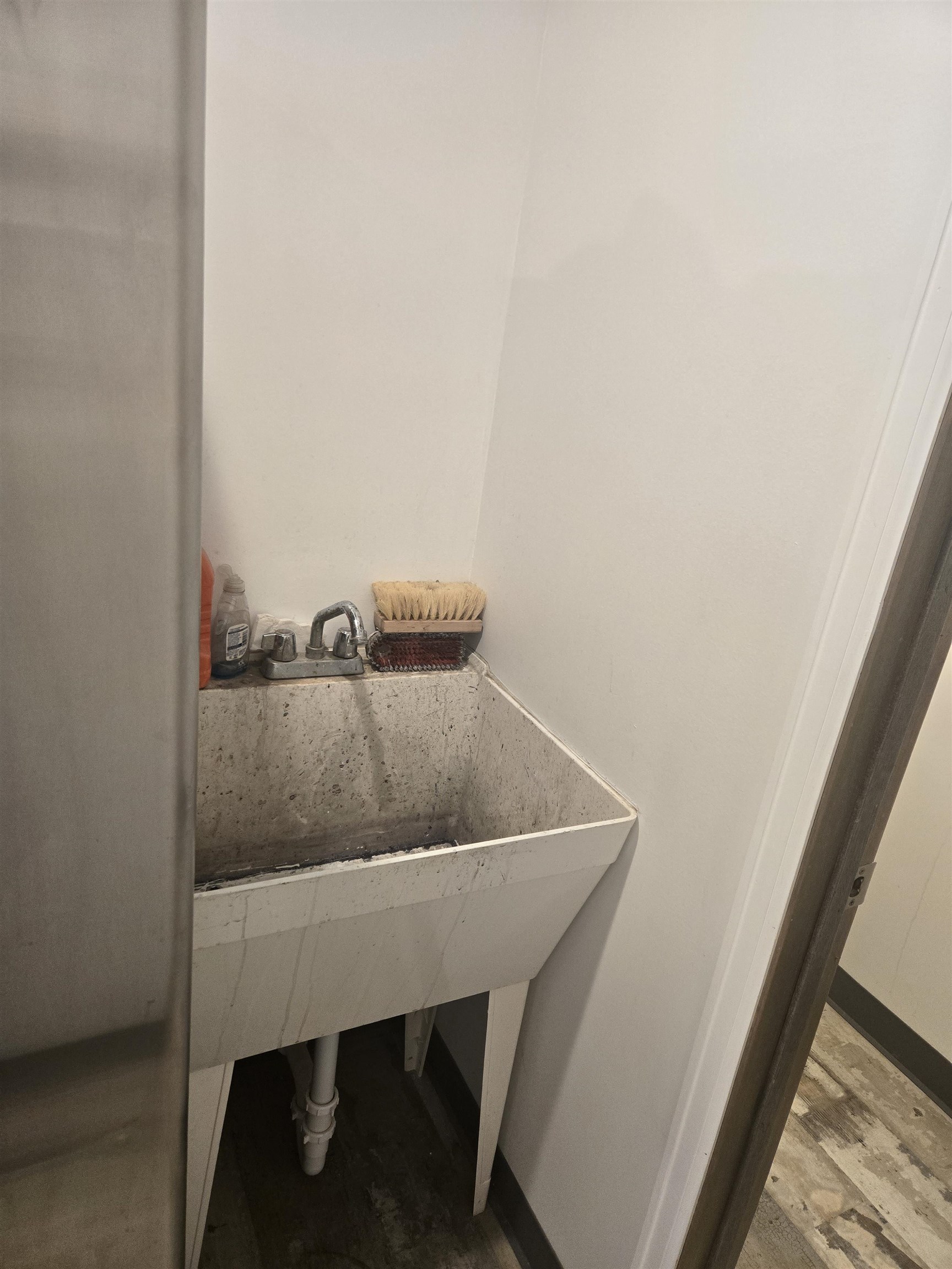 576 Northgate Drive Unit: 2