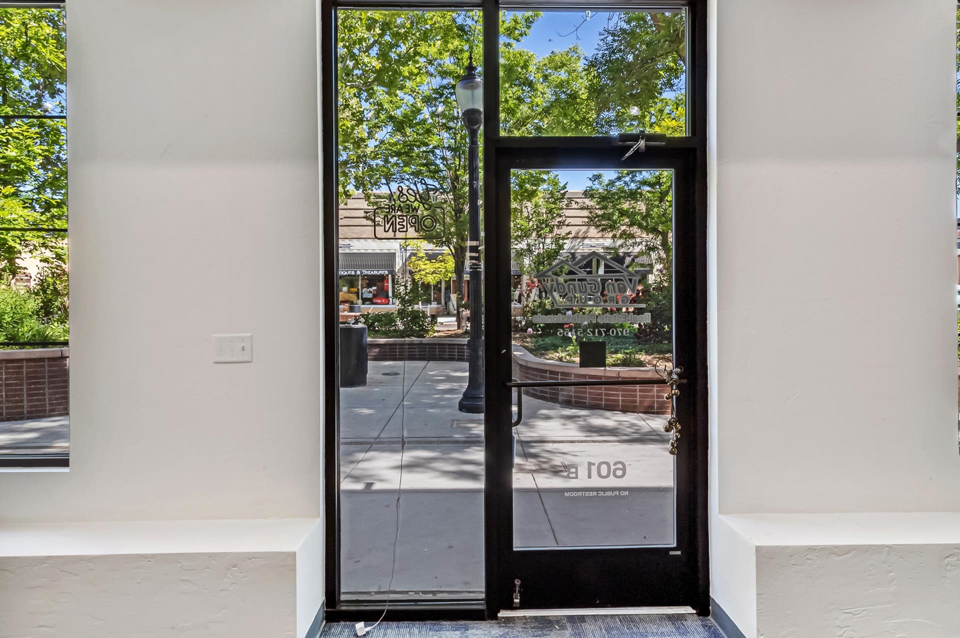 601 Main Street Unit: B