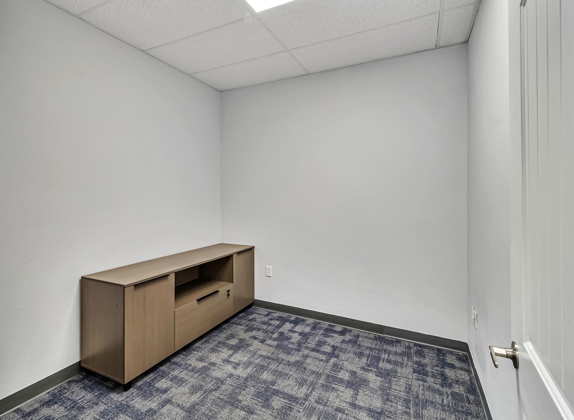 601 Main Street Unit: B