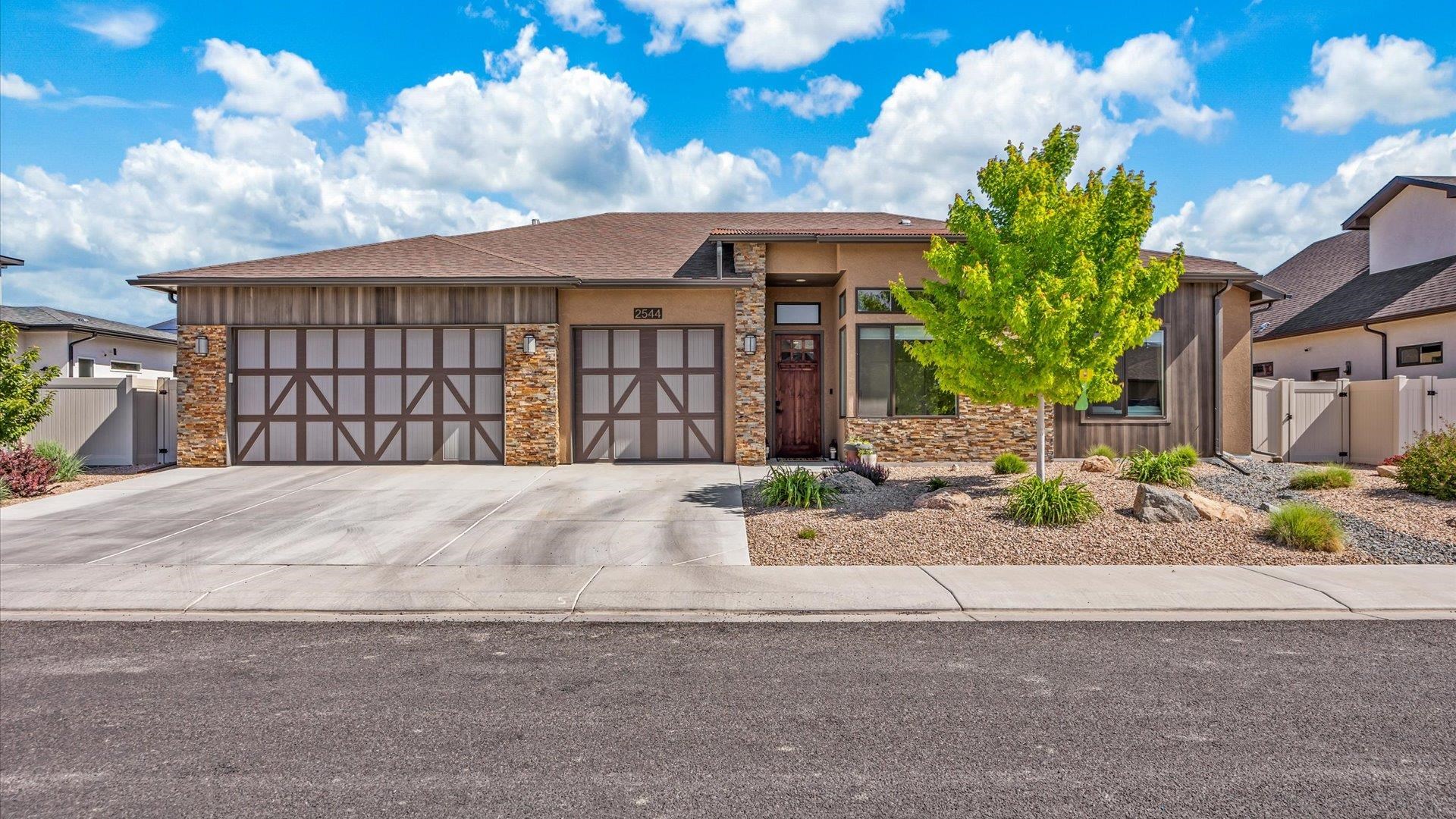 2544 Woody Creek Drive