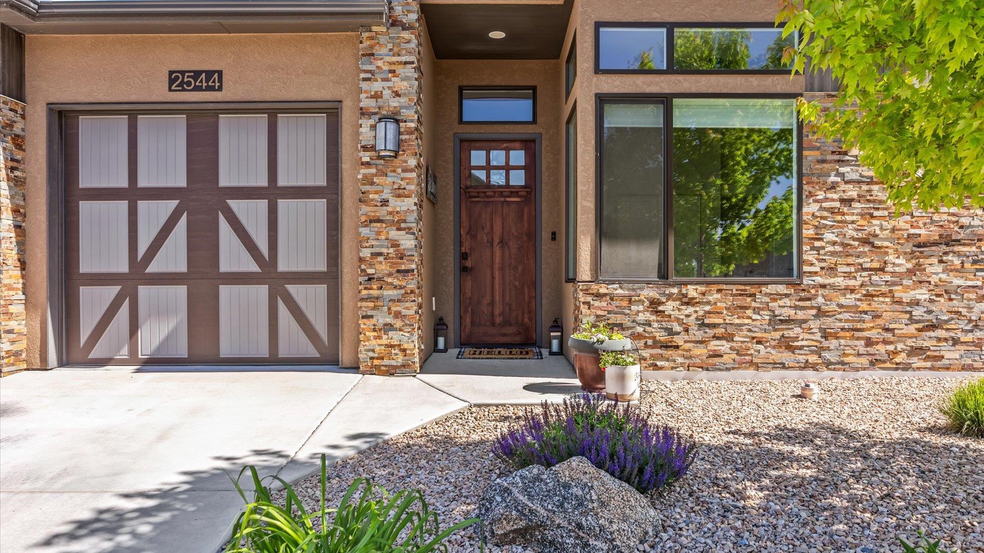 2544 Woody Creek Drive