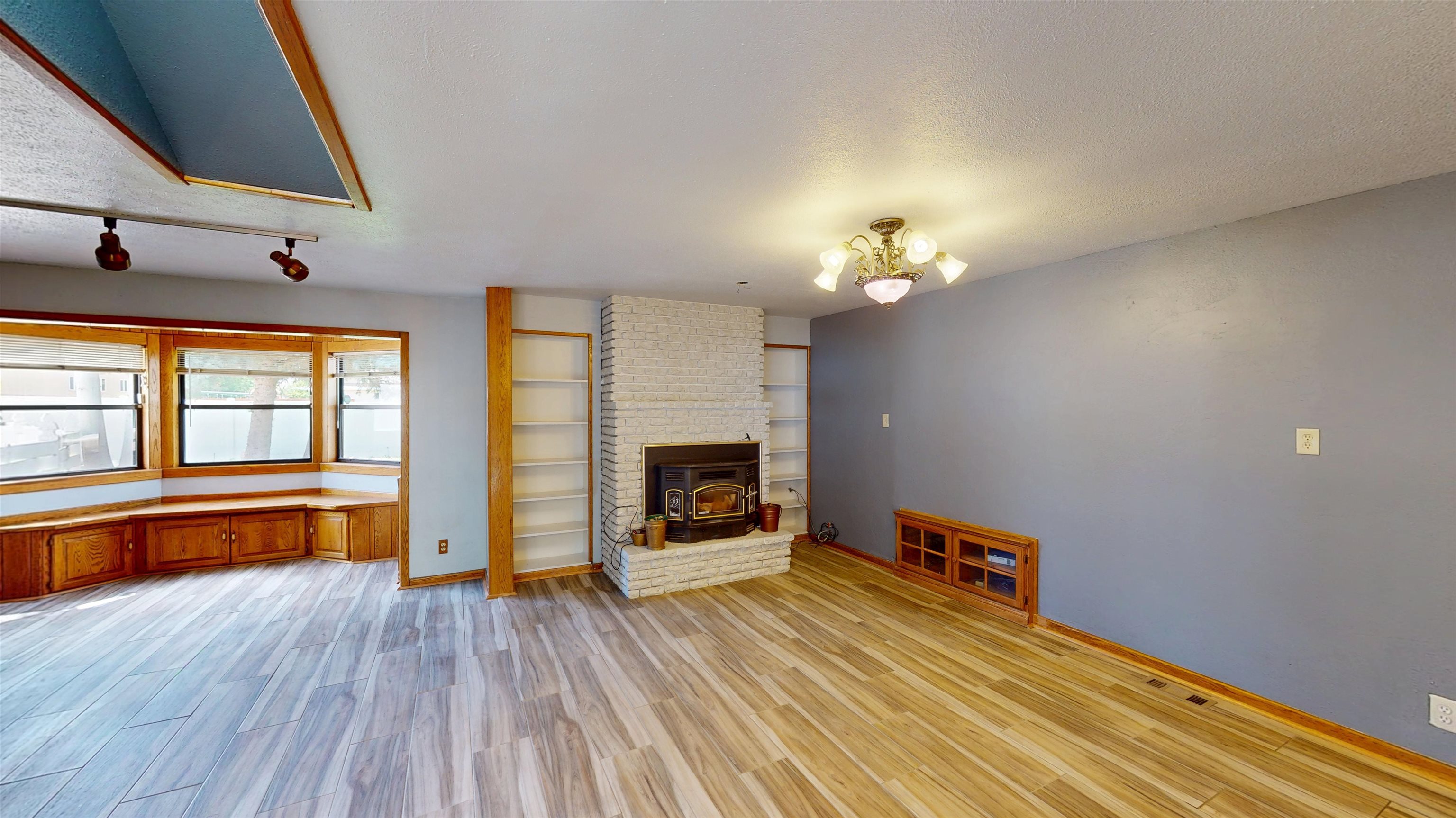 2251 Kingston Road