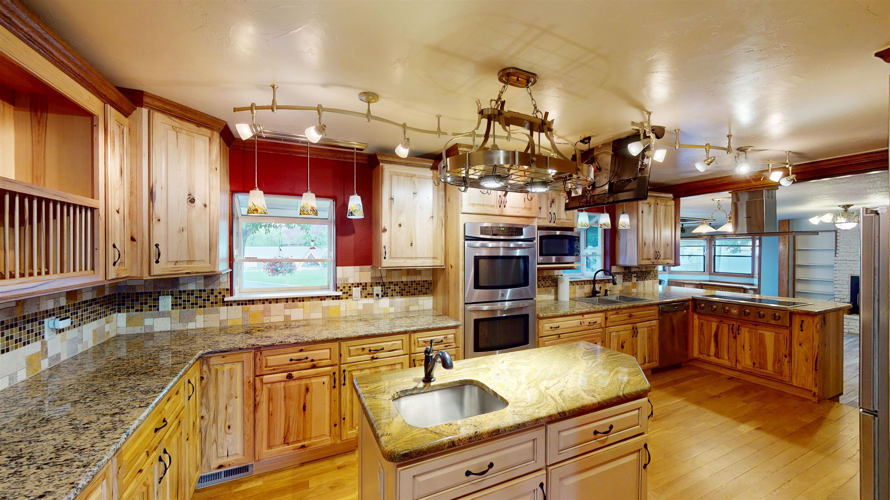 2251 Kingston Road