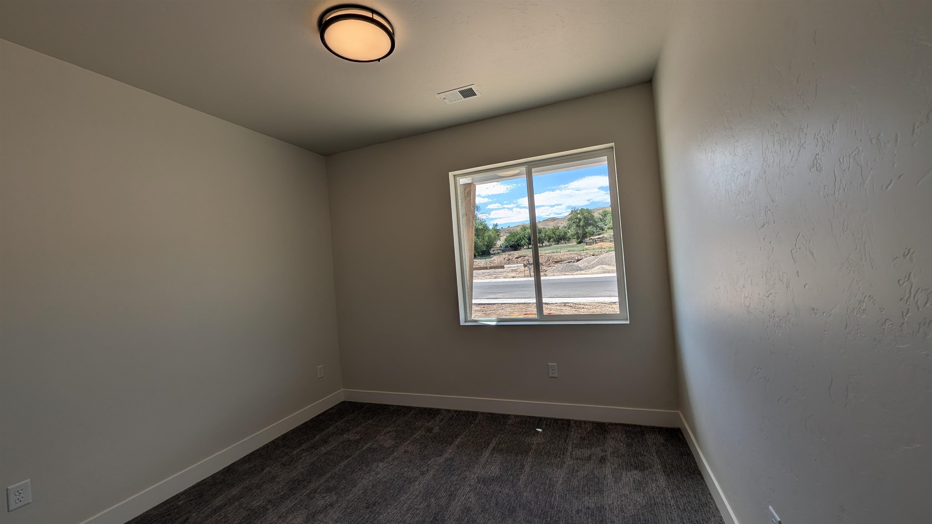 2646 B 1/2 Road