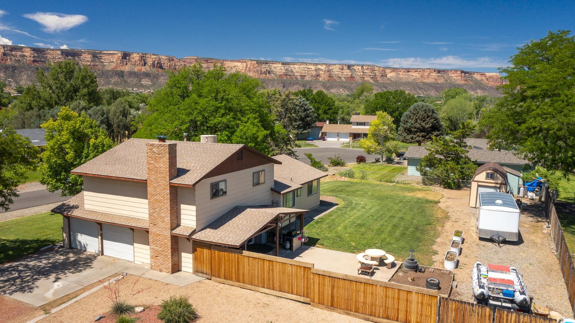 2206 Arrowhead Lane