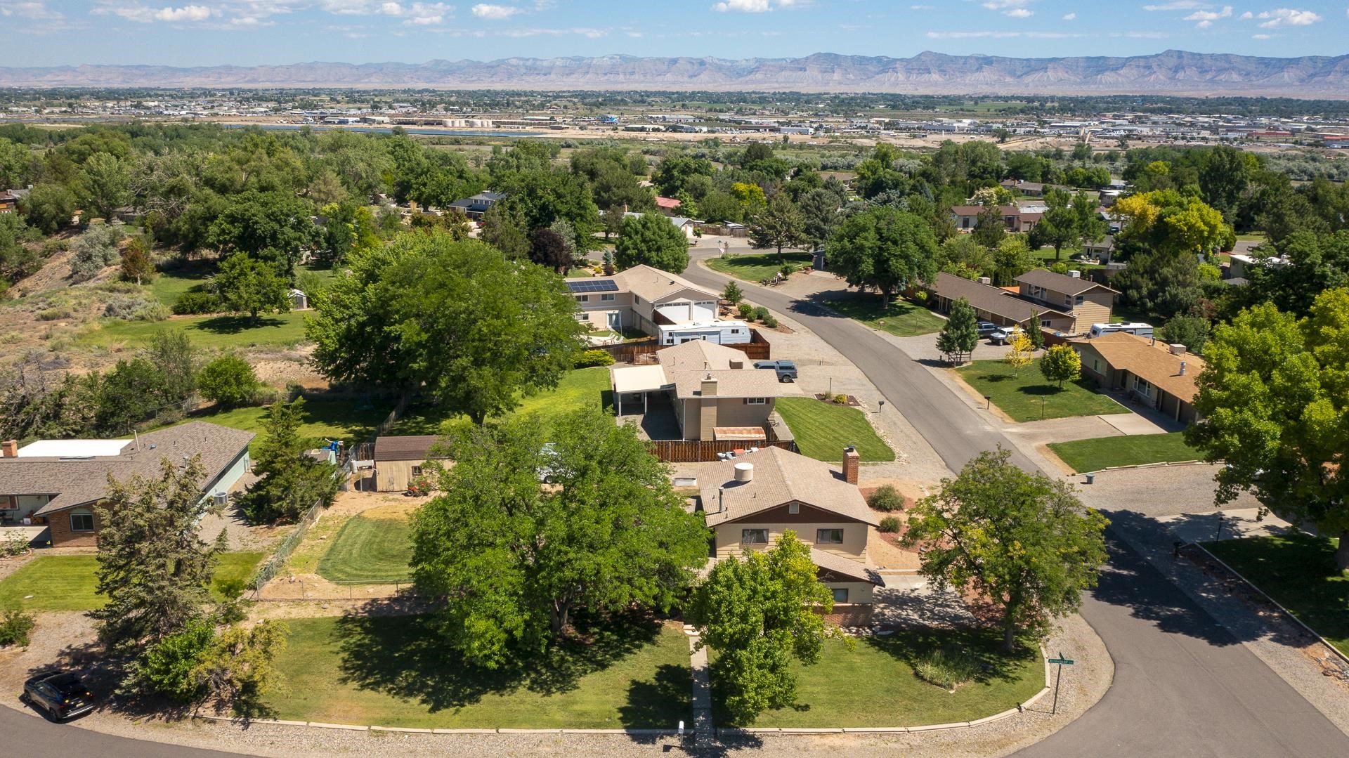 2206 Arrowhead Lane