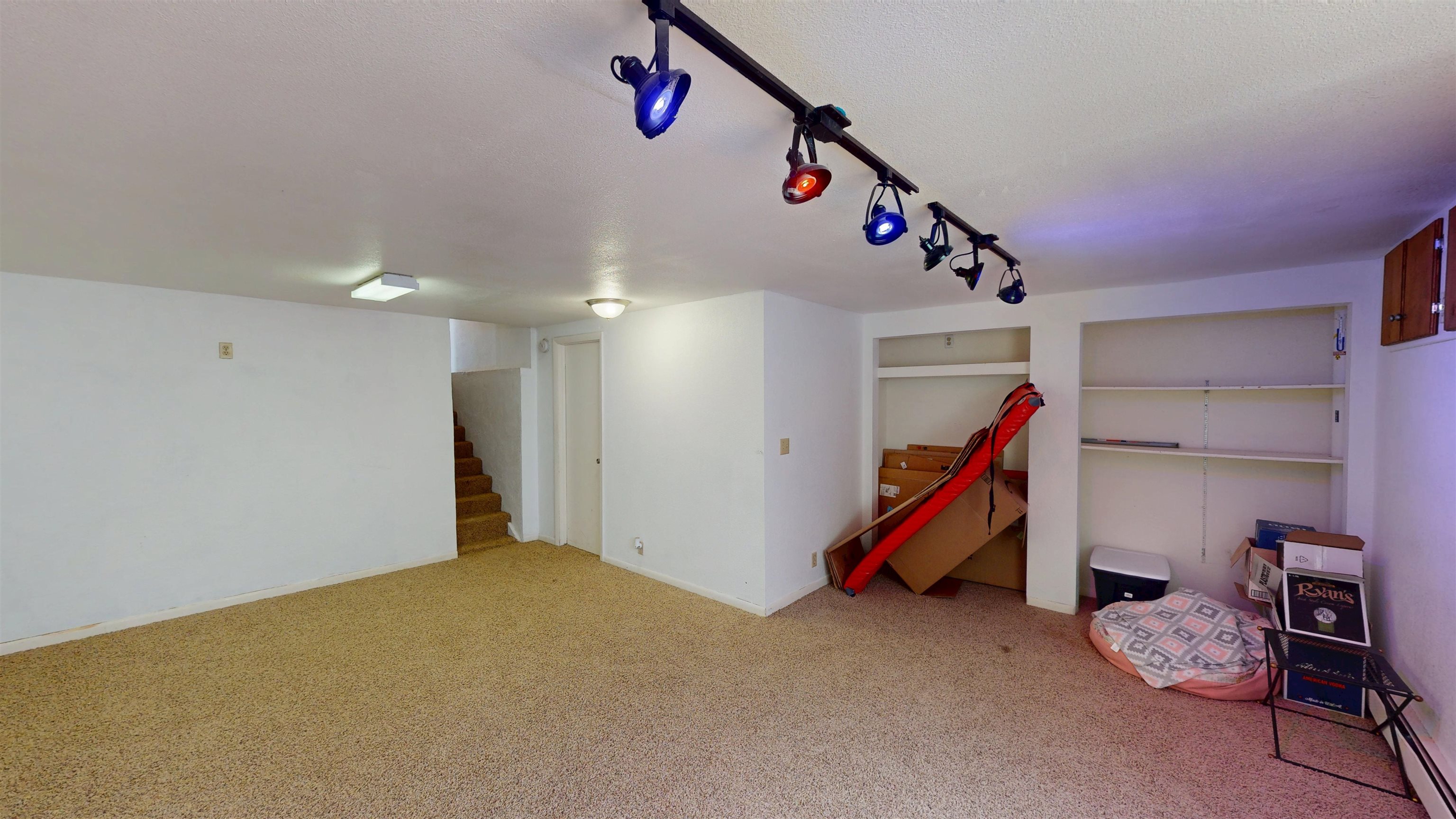 2206 Arrowhead Lane