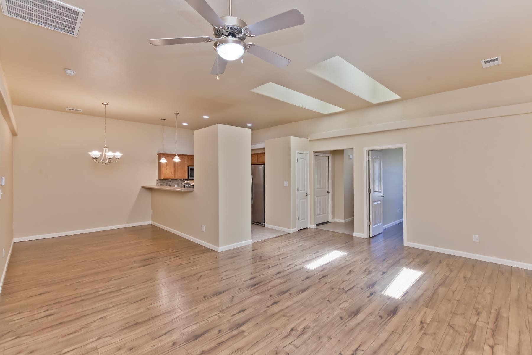 2882 Cascade Avenue
