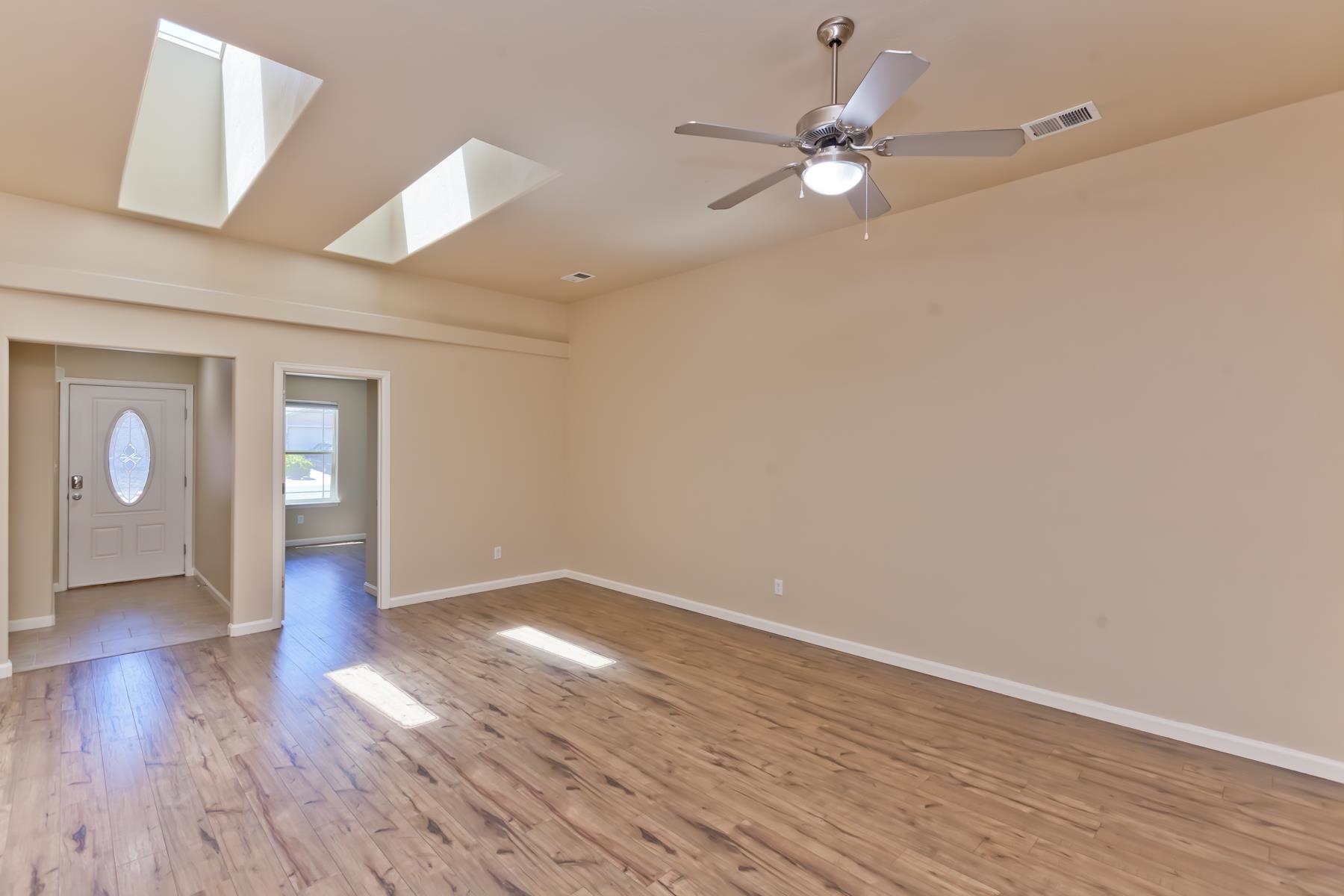 2882 Cascade Avenue