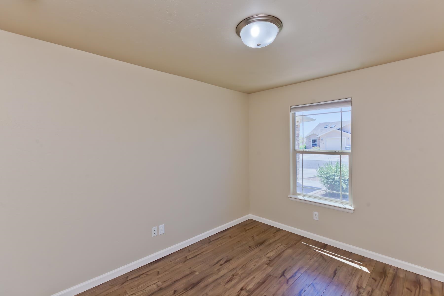 2882 Cascade Avenue