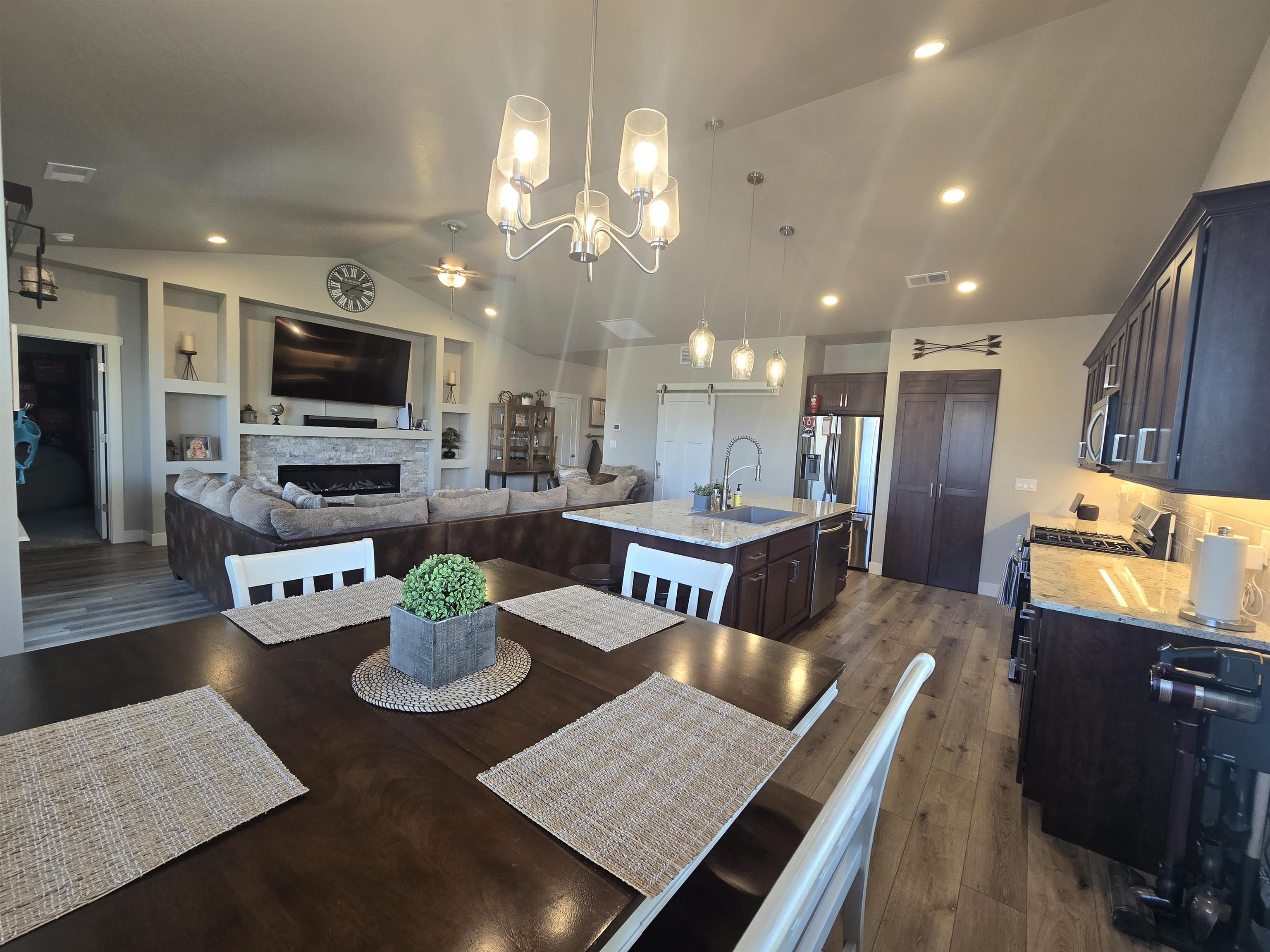 687 Eadin Lane