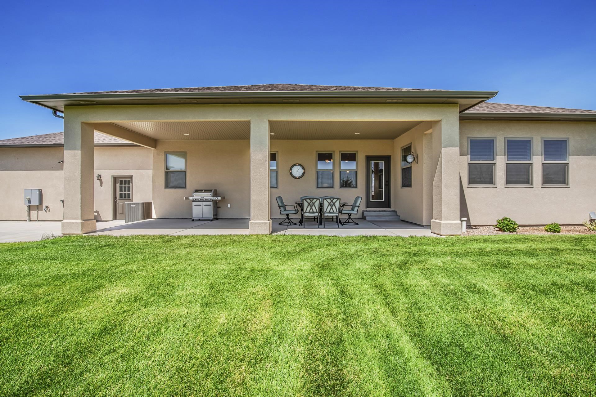 986 FARM HOUSE ROAD