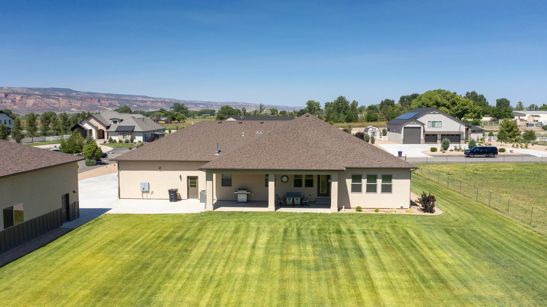 986 FARM HOUSE ROAD