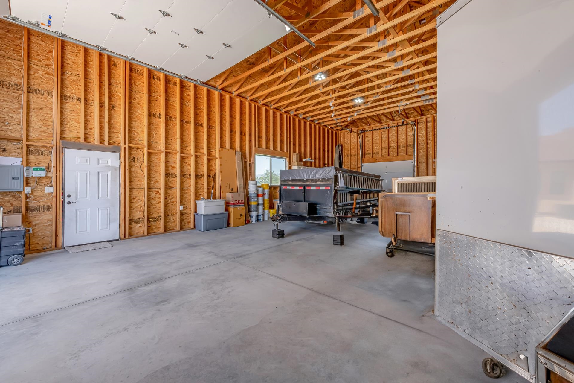 986 FARM HOUSE ROAD