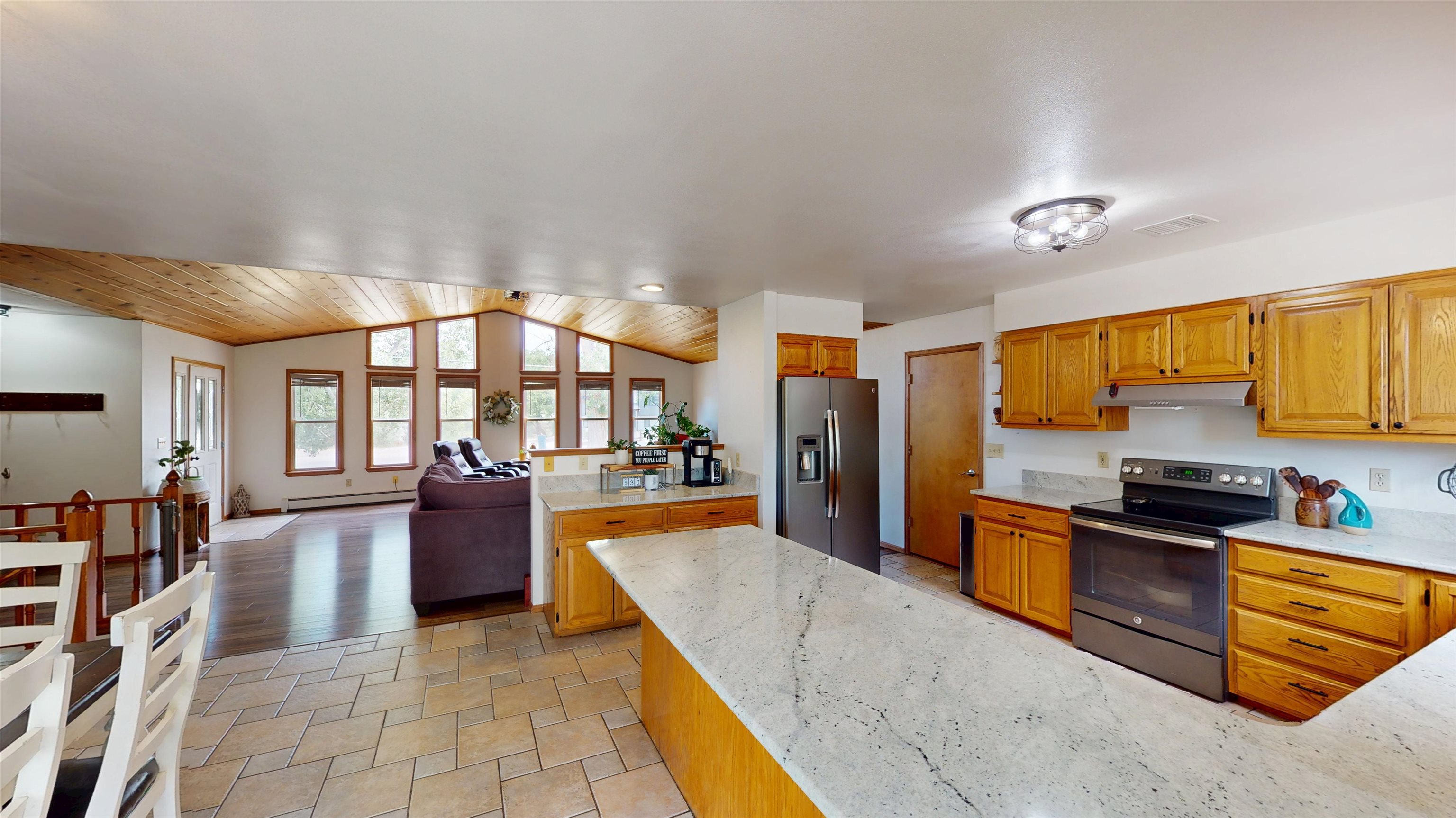 2506 S Broadway