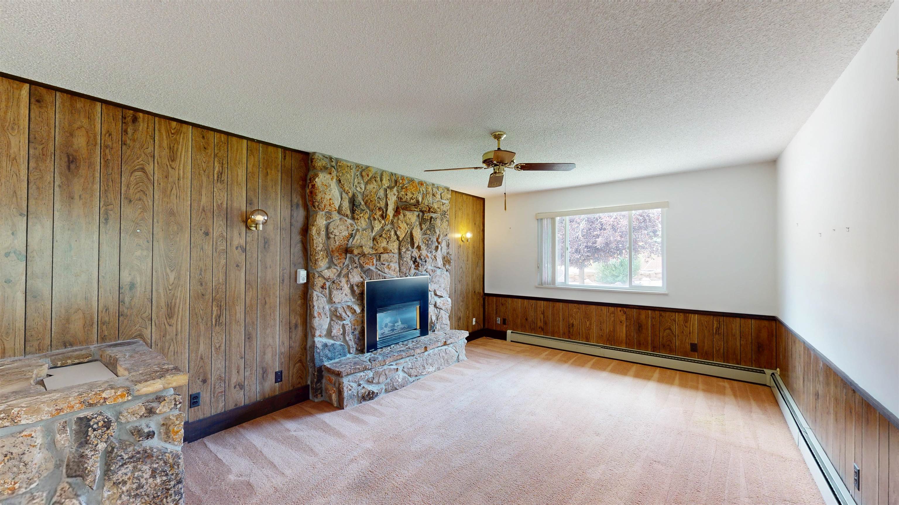 527 Ute Court