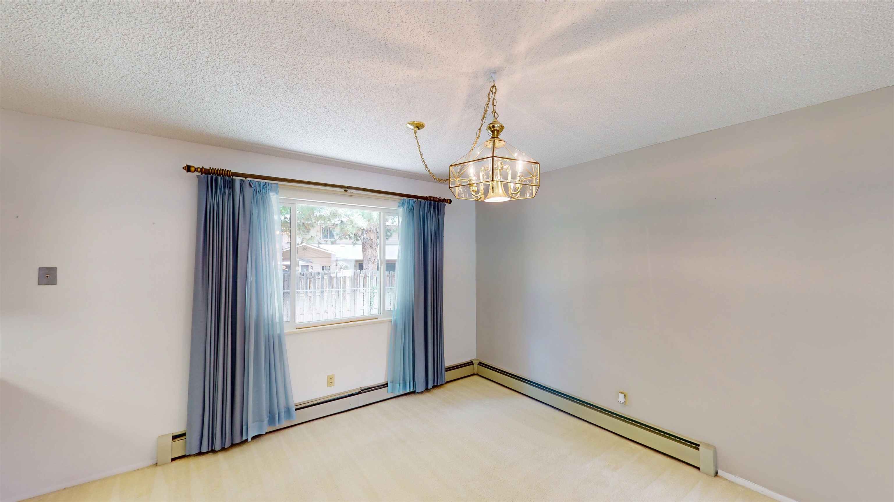 527 Ute Court