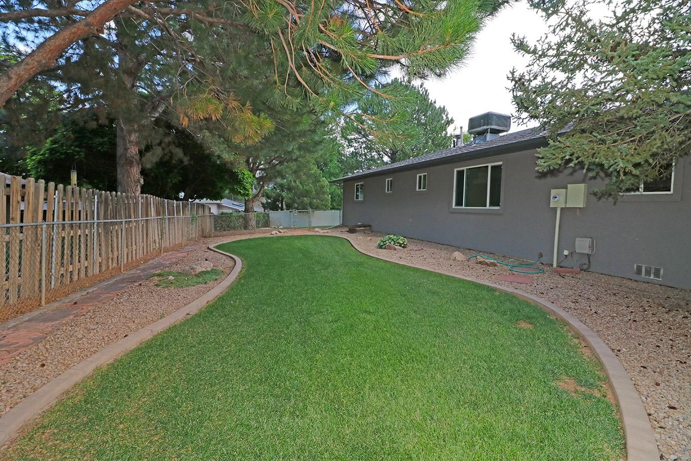 527 Ute Court
