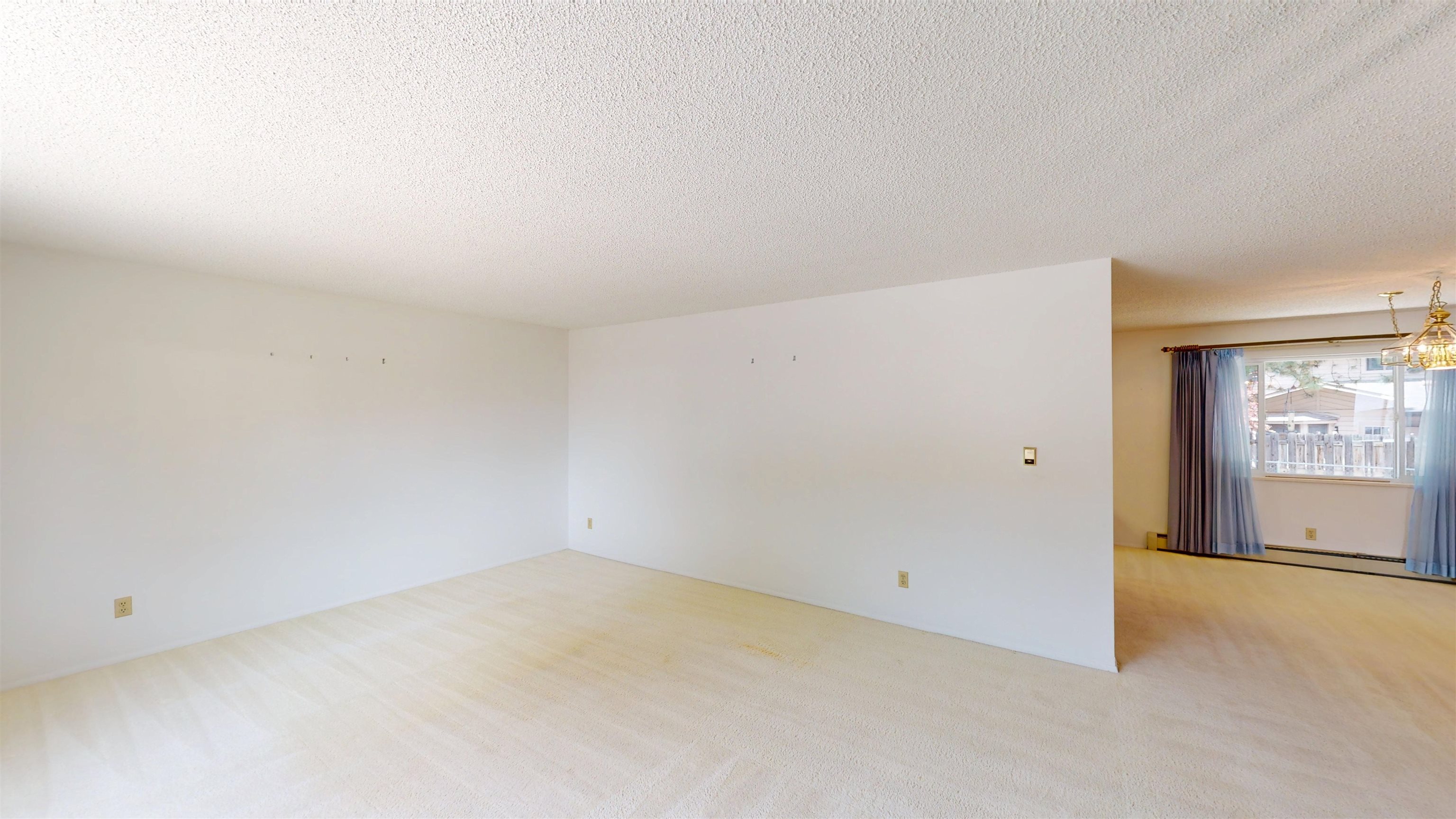 527 Ute Court