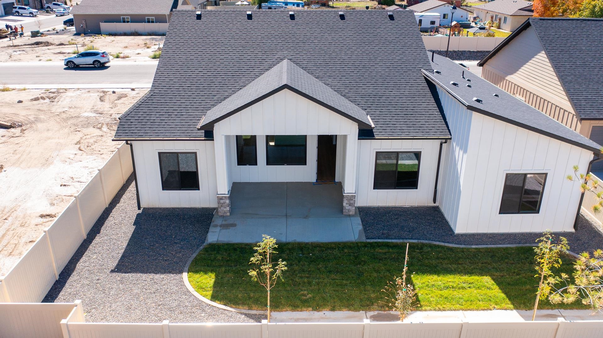 2356 Honeycrisp Drive