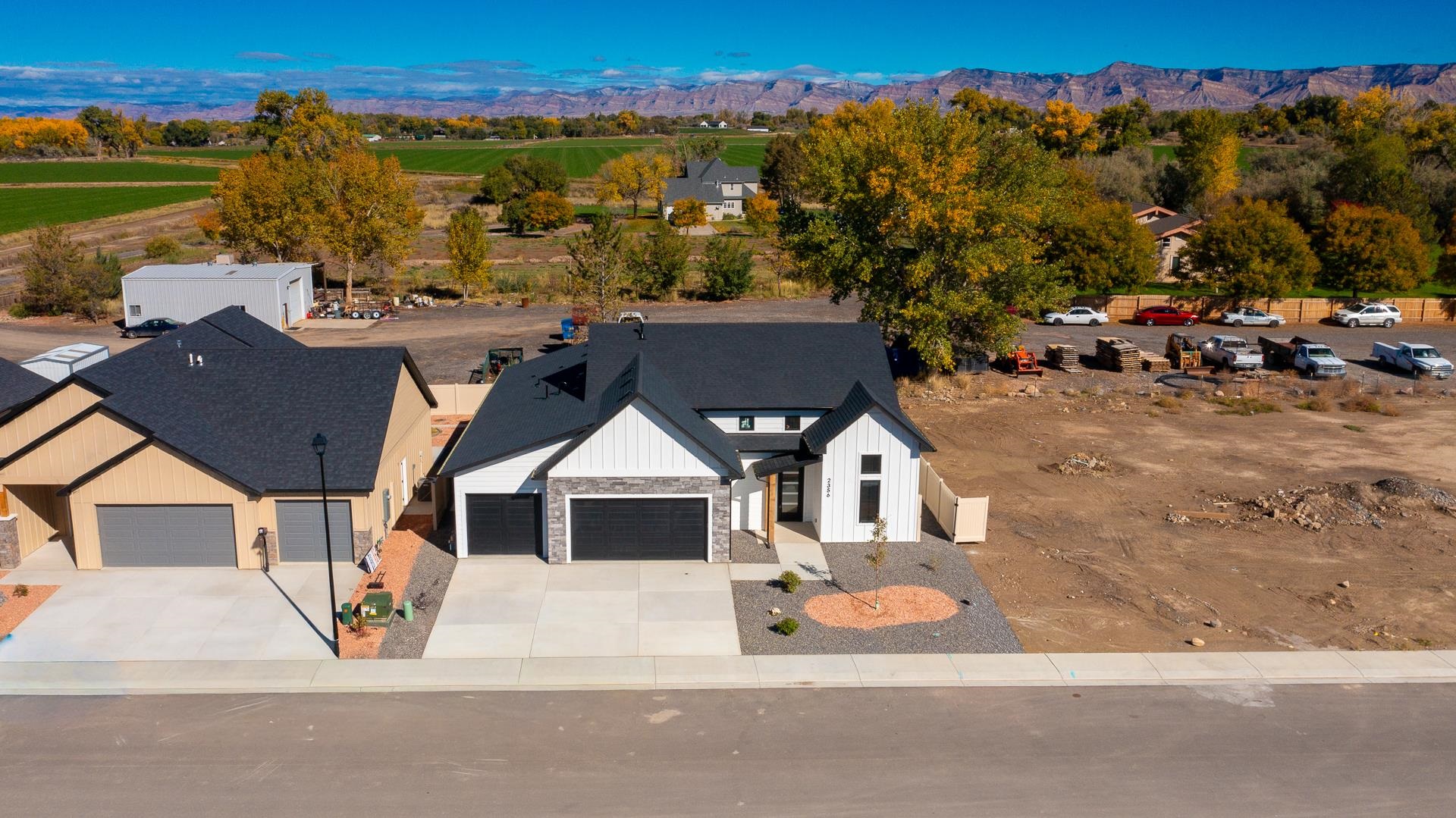 2356 Honeycrisp Drive