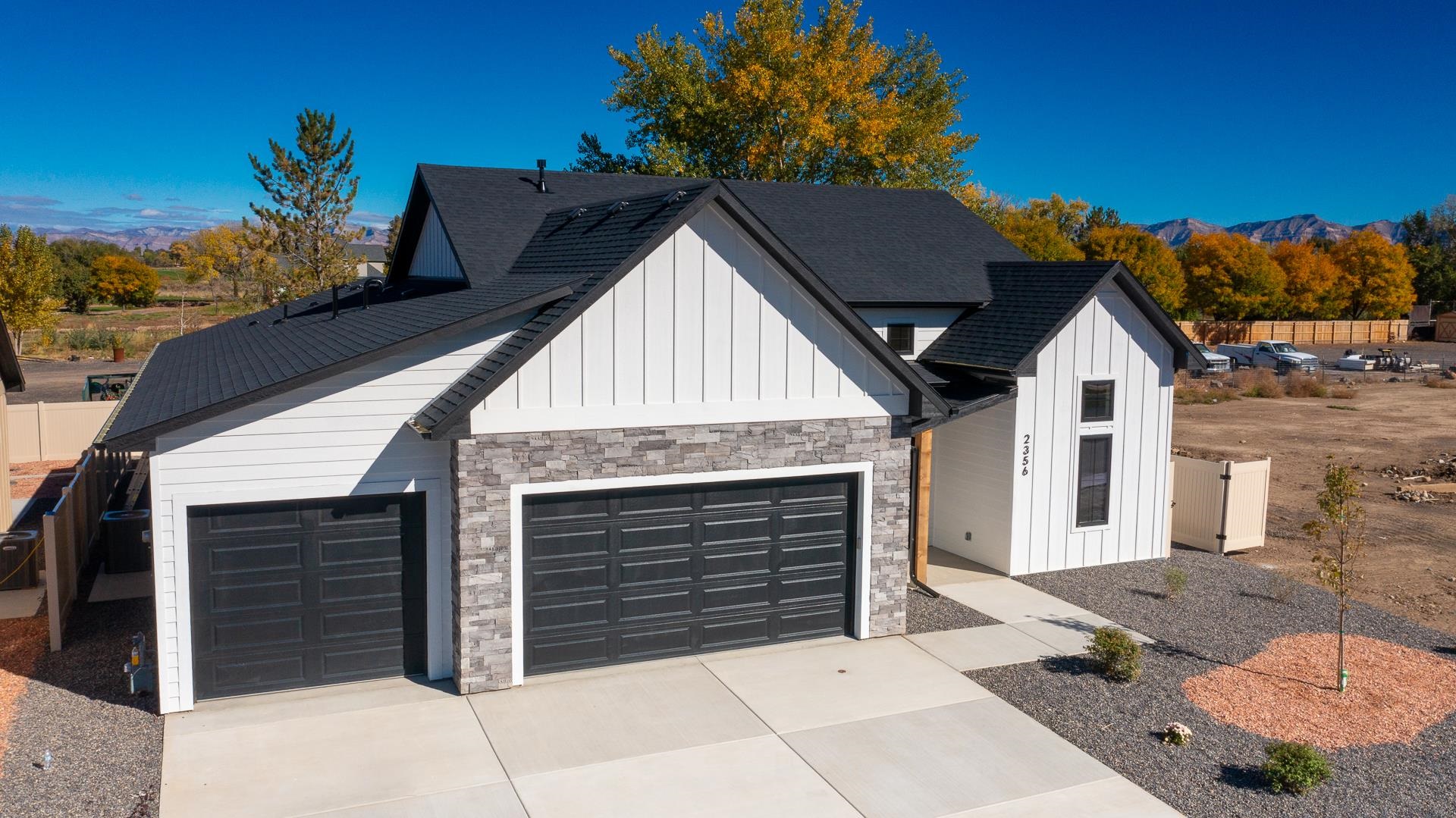 2356 Honeycrisp Drive