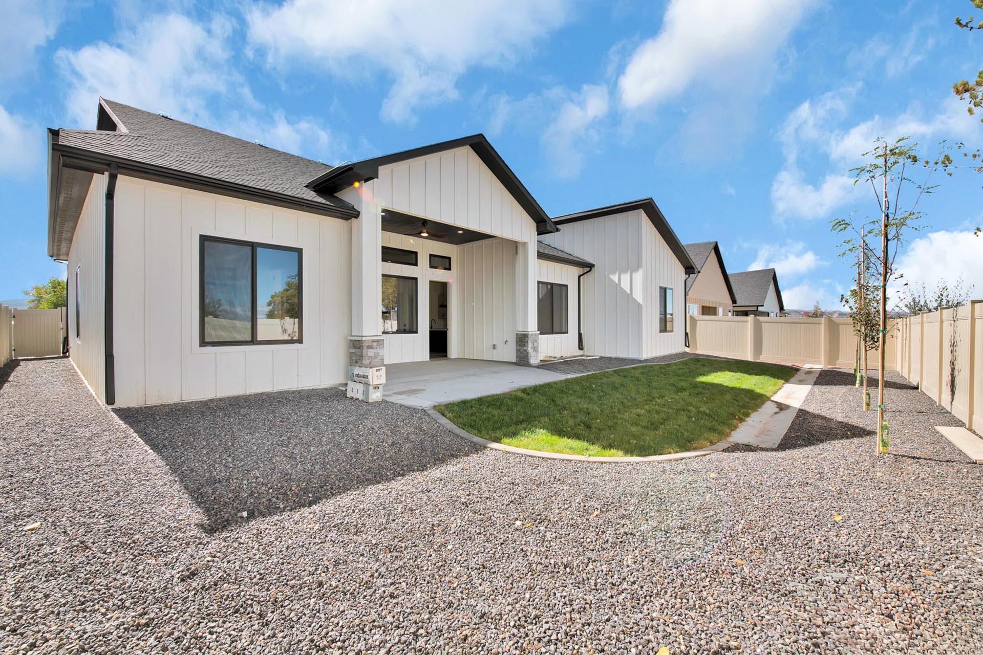 2356 Honeycrisp Drive