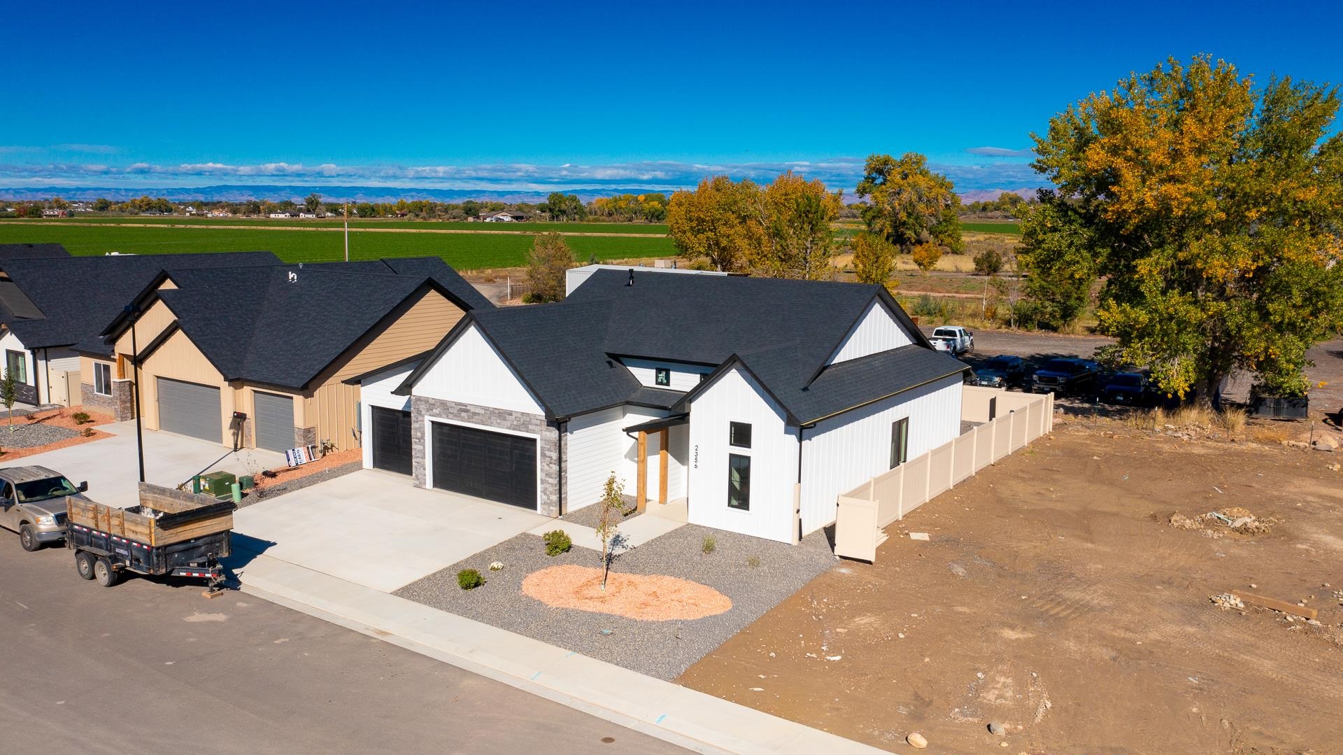 2356 Honeycrisp Drive