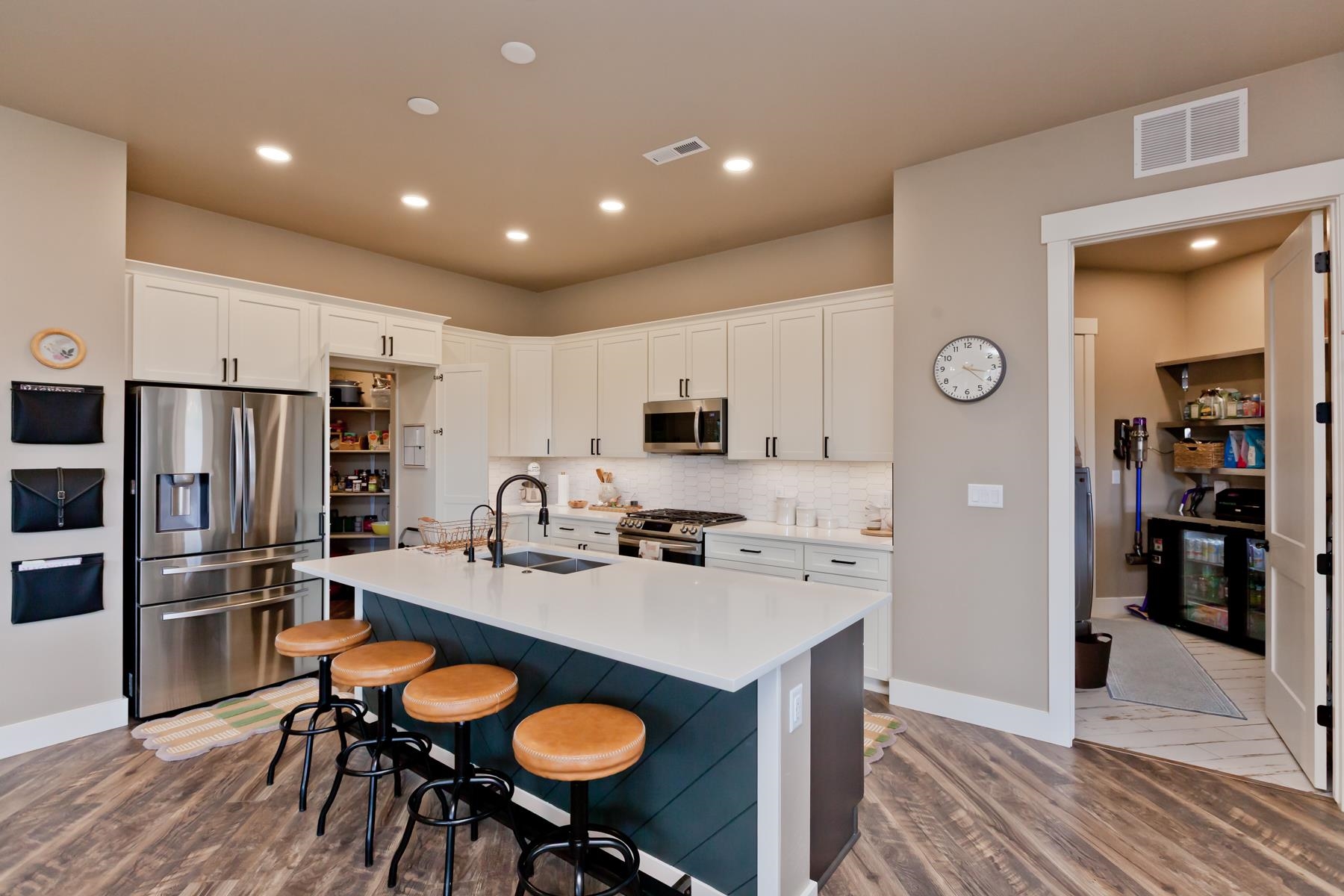 2362 GREEN APPLE DRIVE