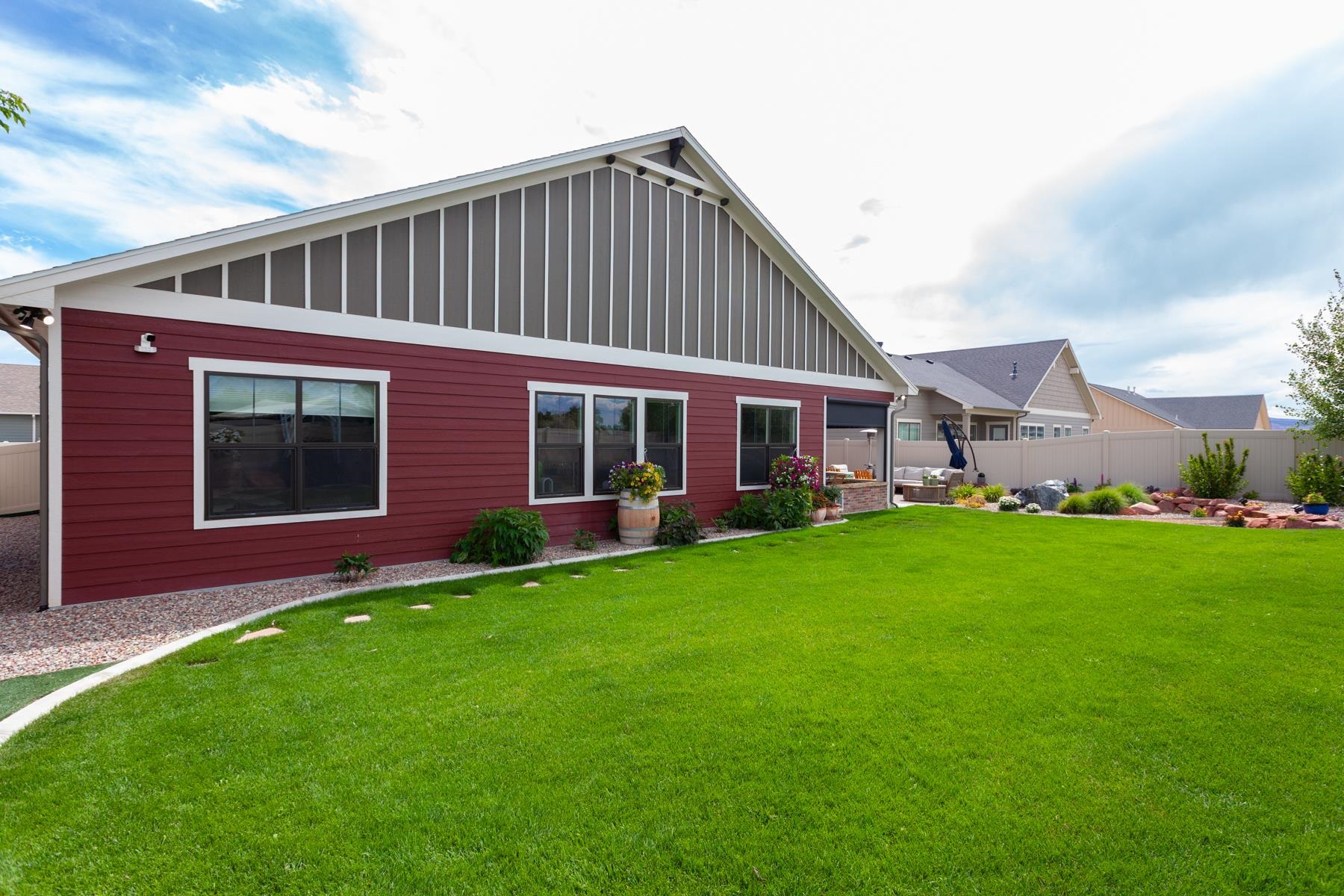 2362 GREEN APPLE DRIVE
