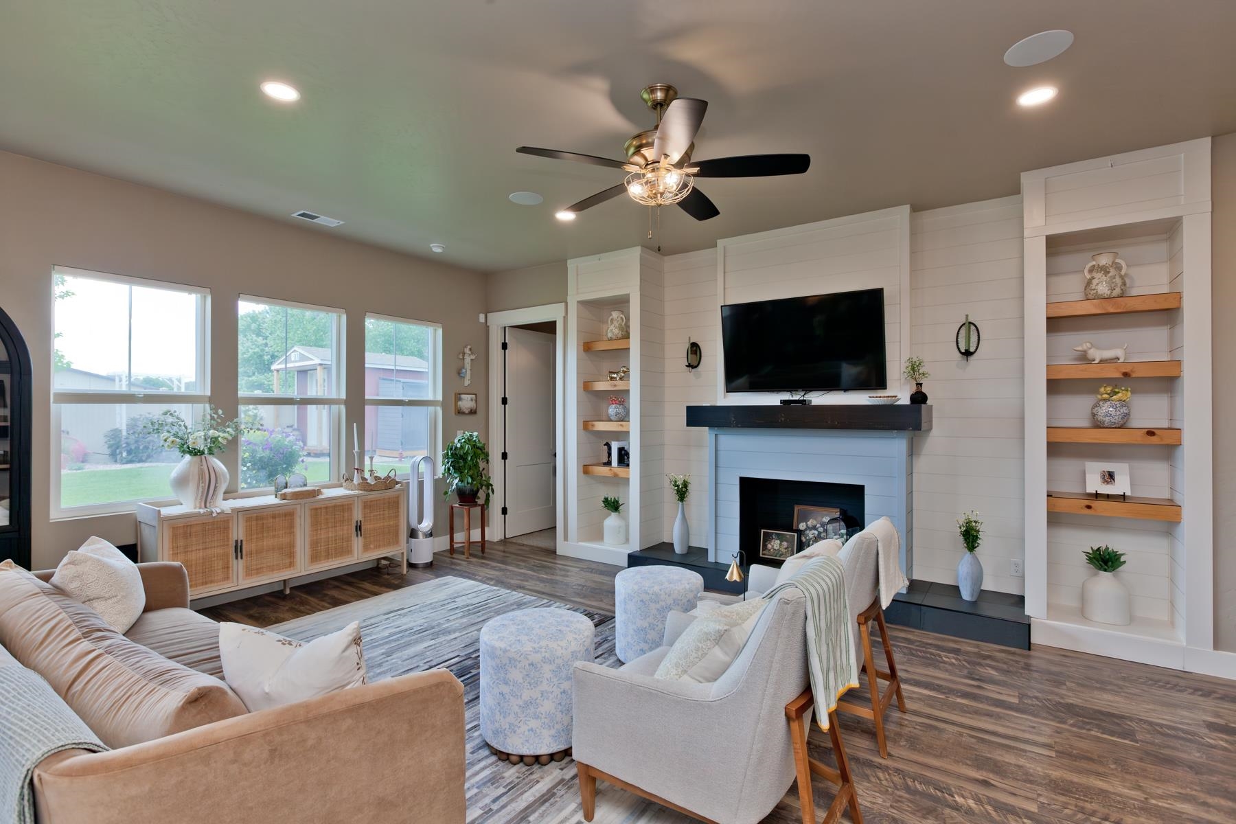 2362 GREEN APPLE DRIVE