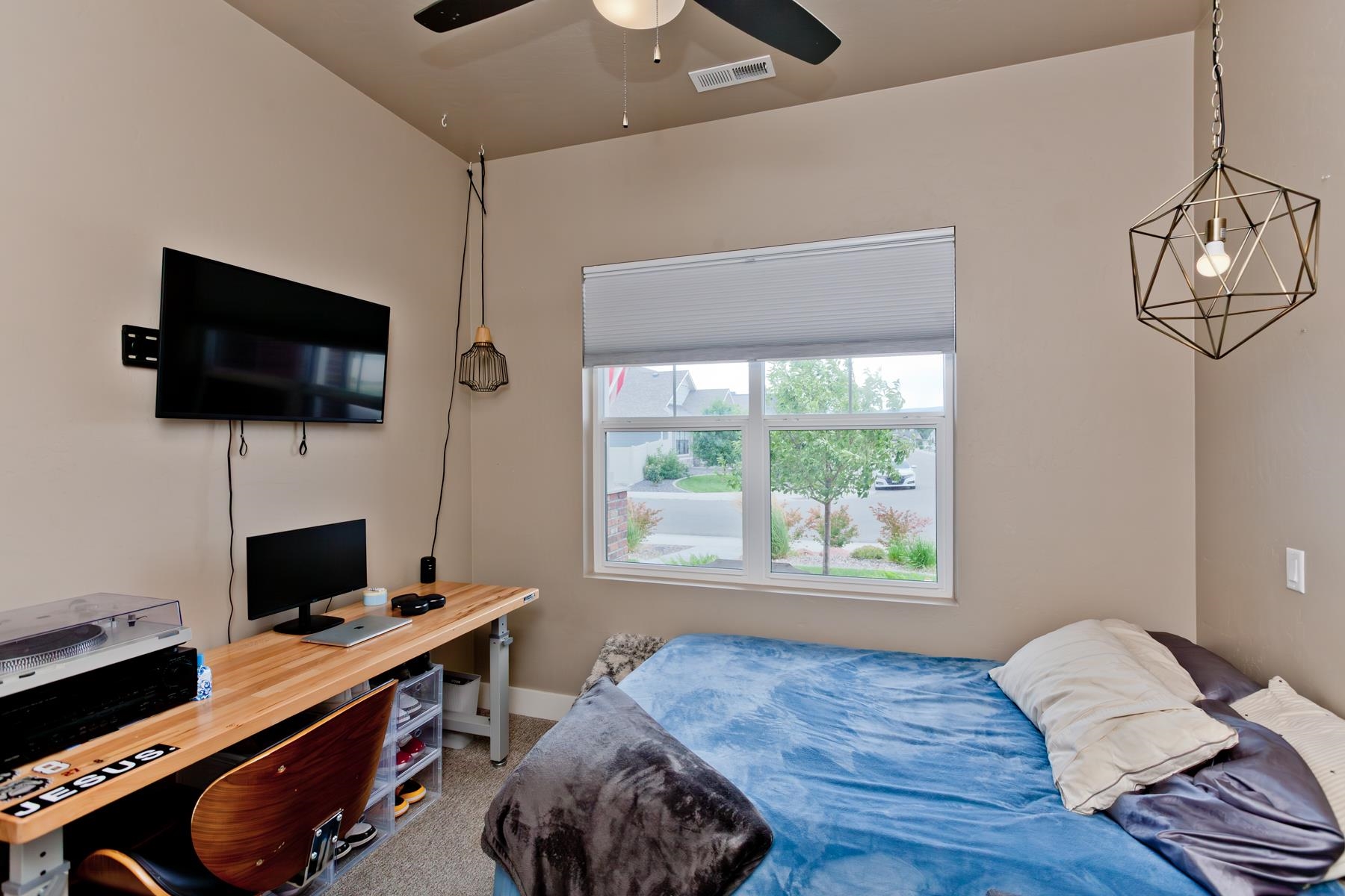 2362 GREEN APPLE DRIVE