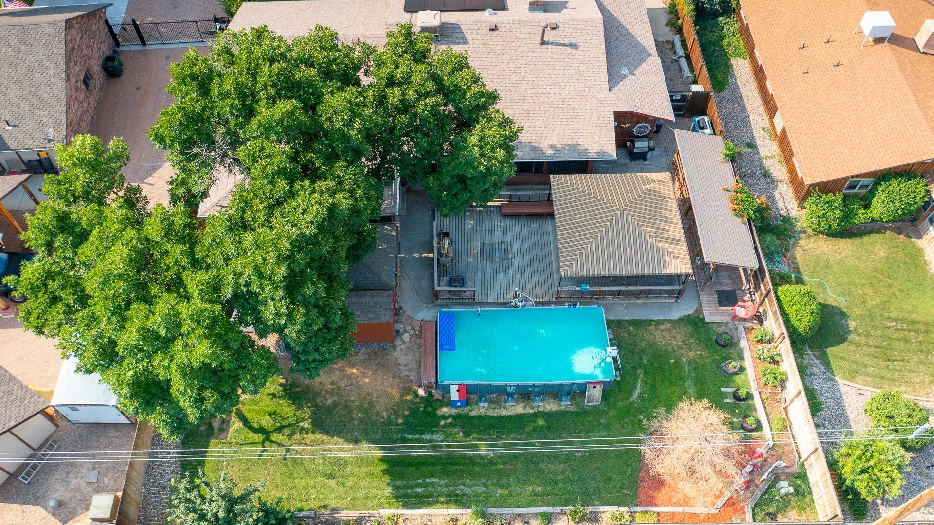 2412 Applewood Circle