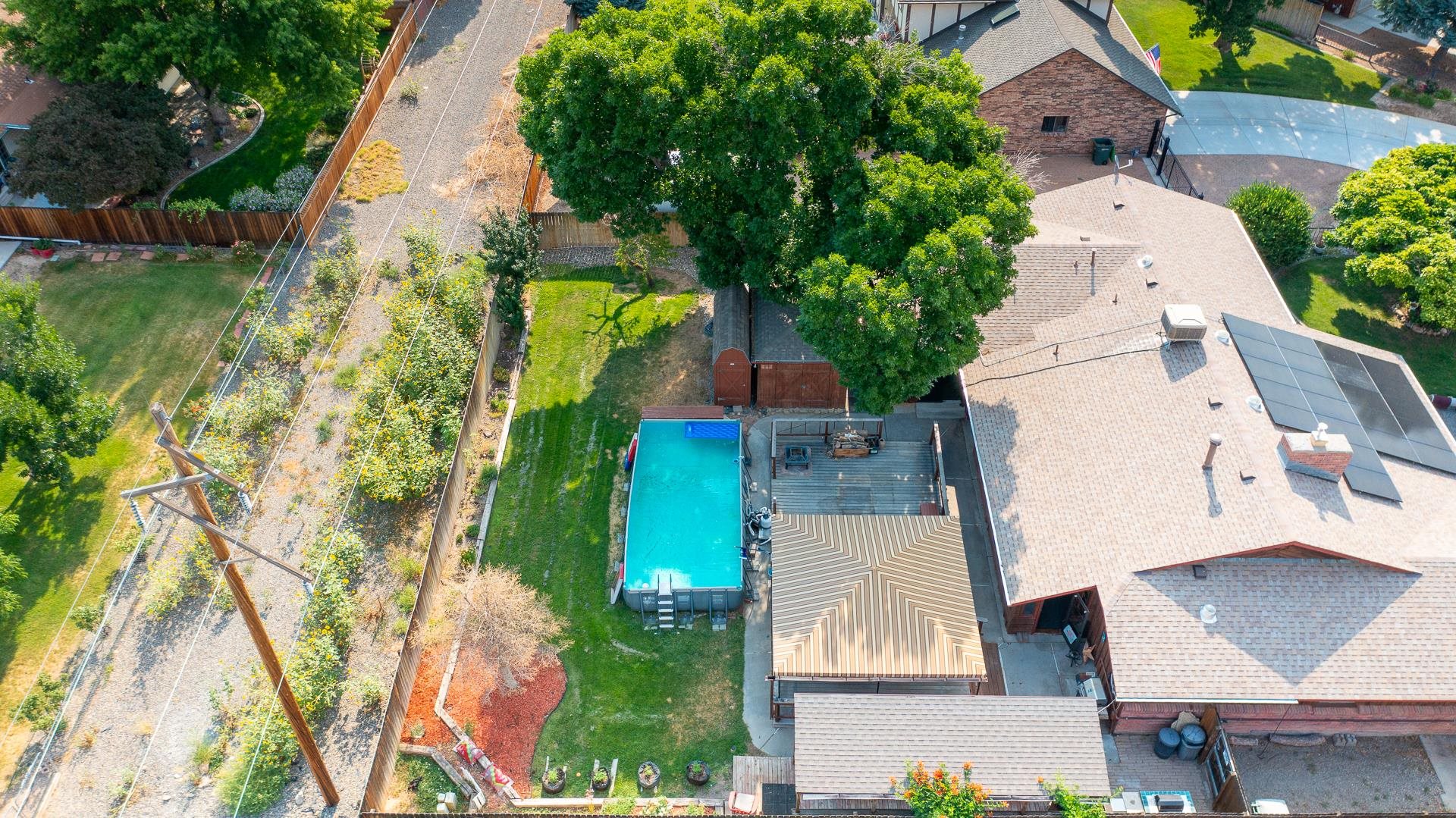 2412 Applewood Circle