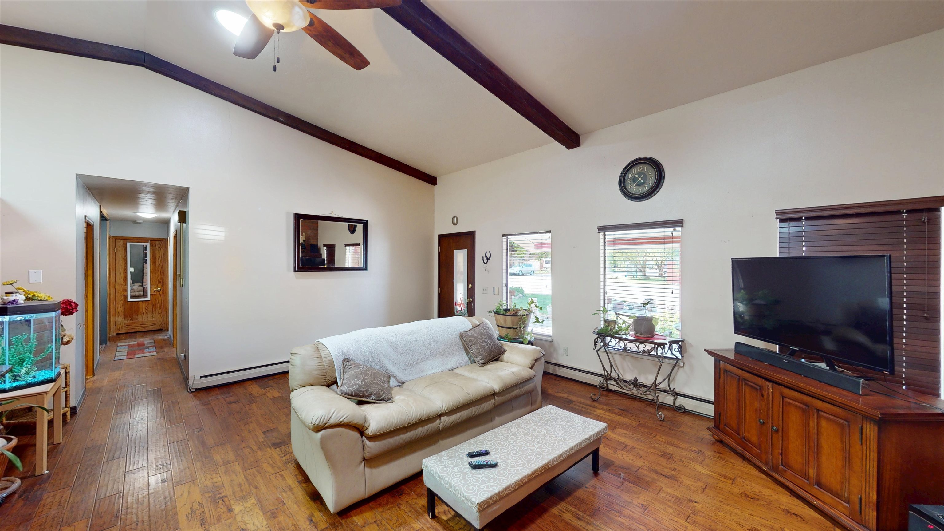 2412 Applewood Circle