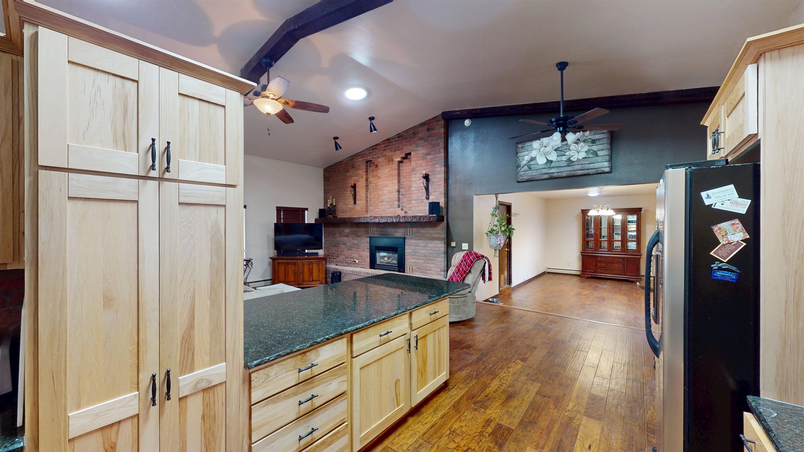 2412 Applewood Circle