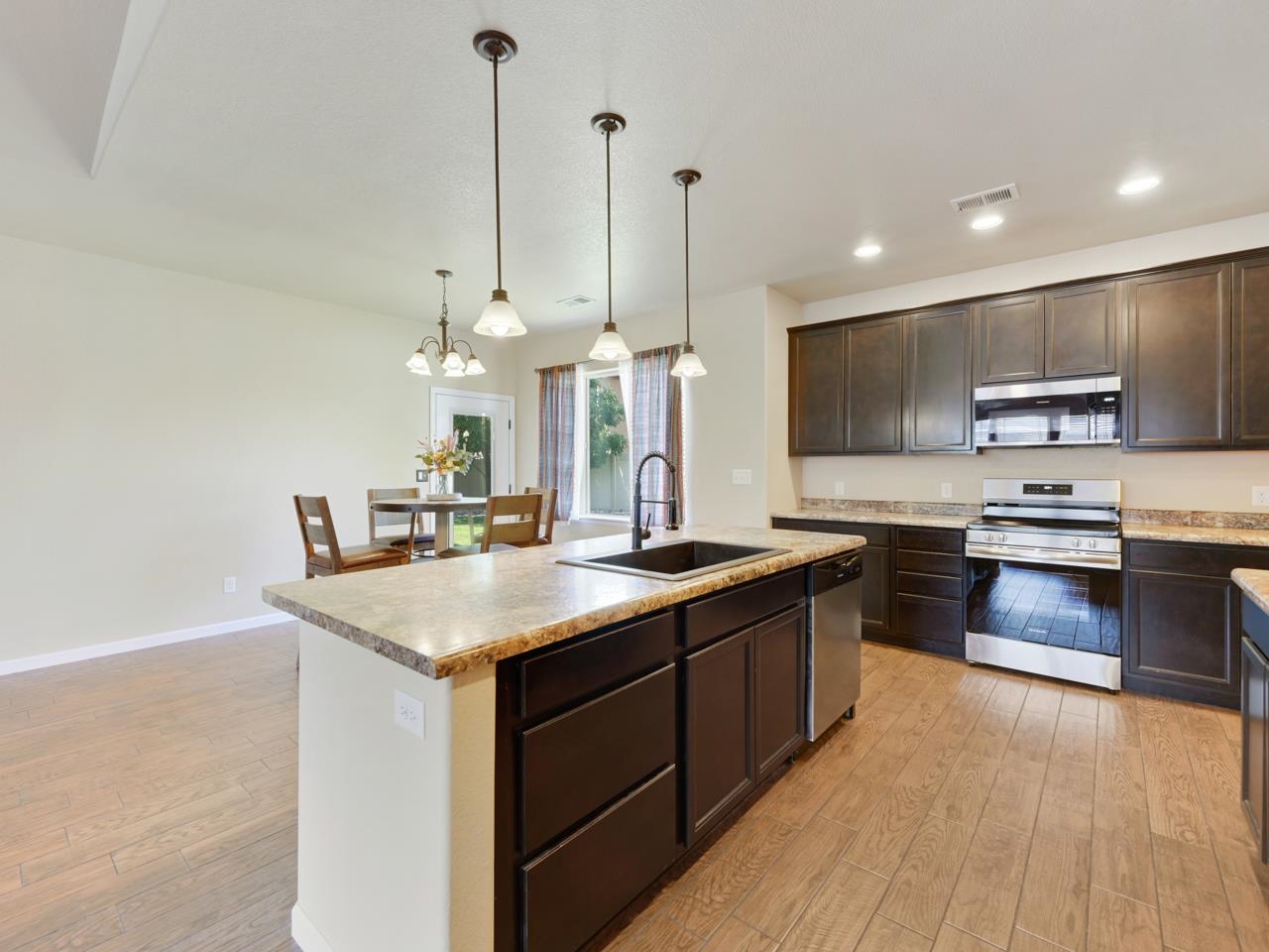 627 Huntington Road