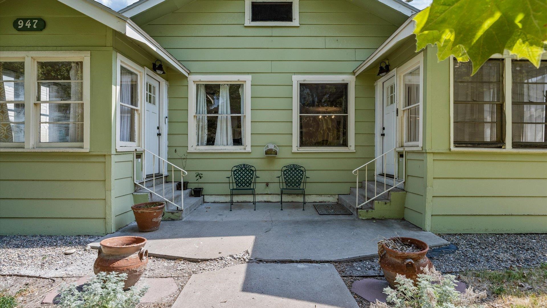 945 Colorado Avenue