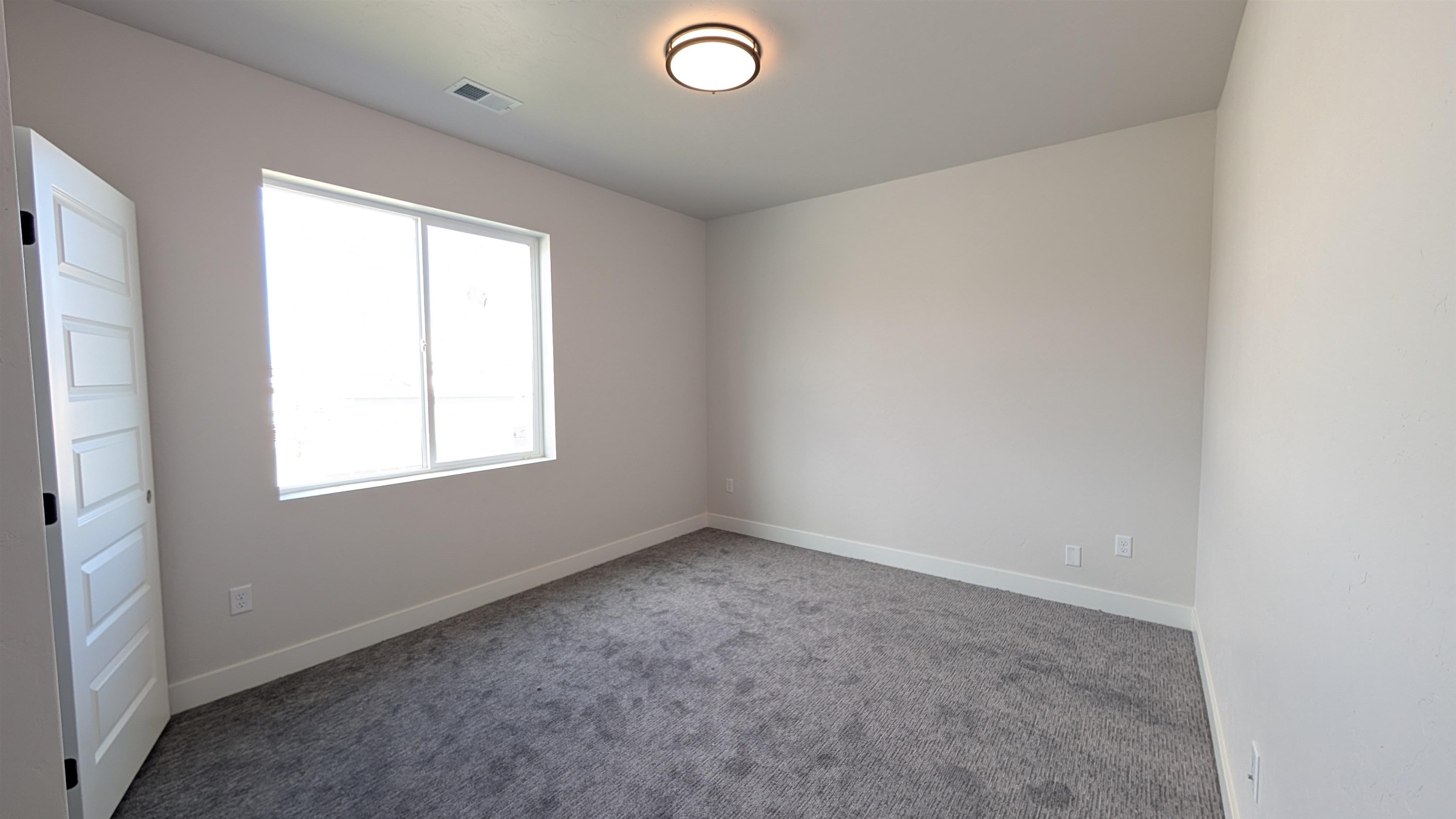 1068 Tungsten Way