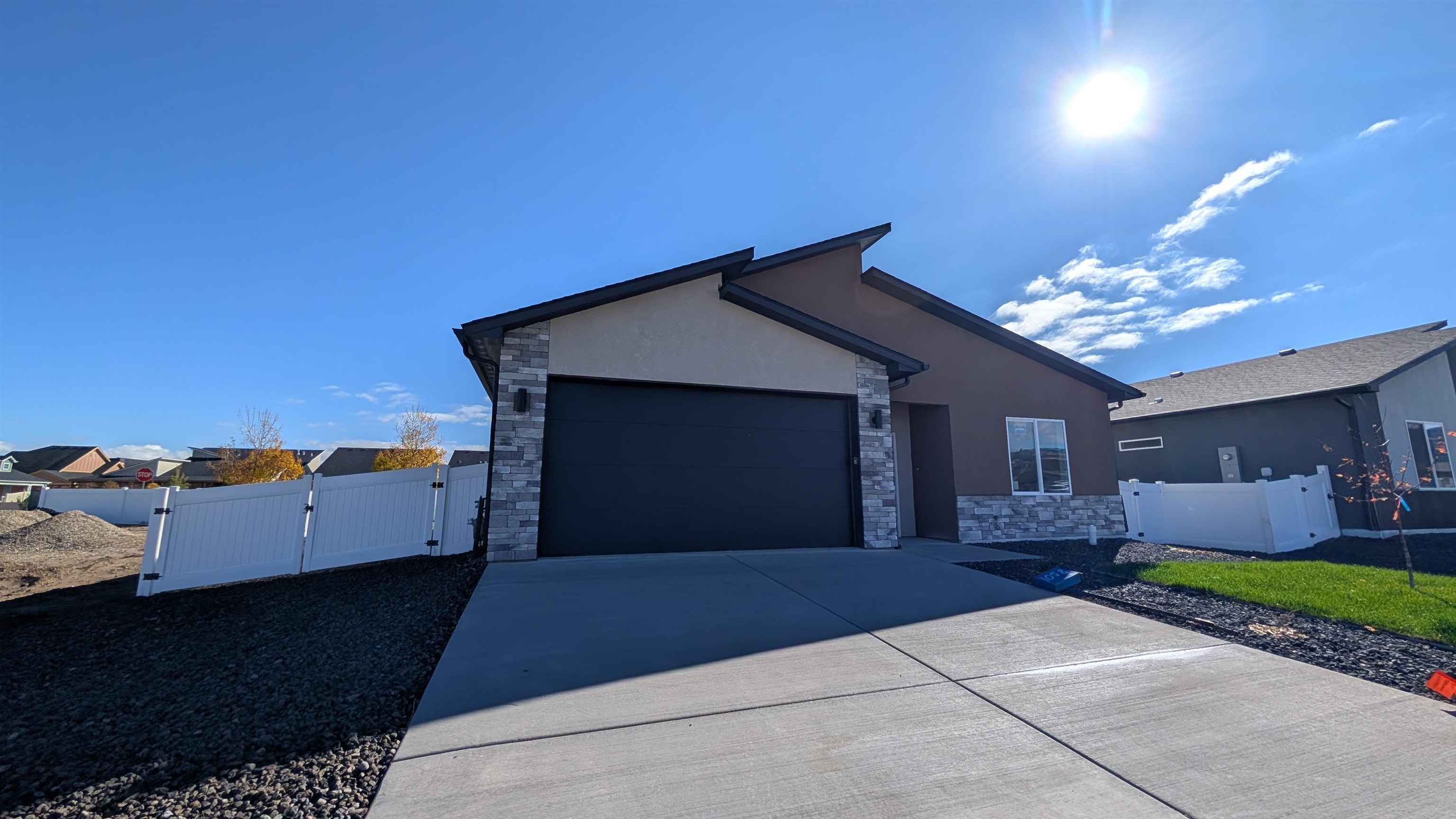 1058 Tungsten Way