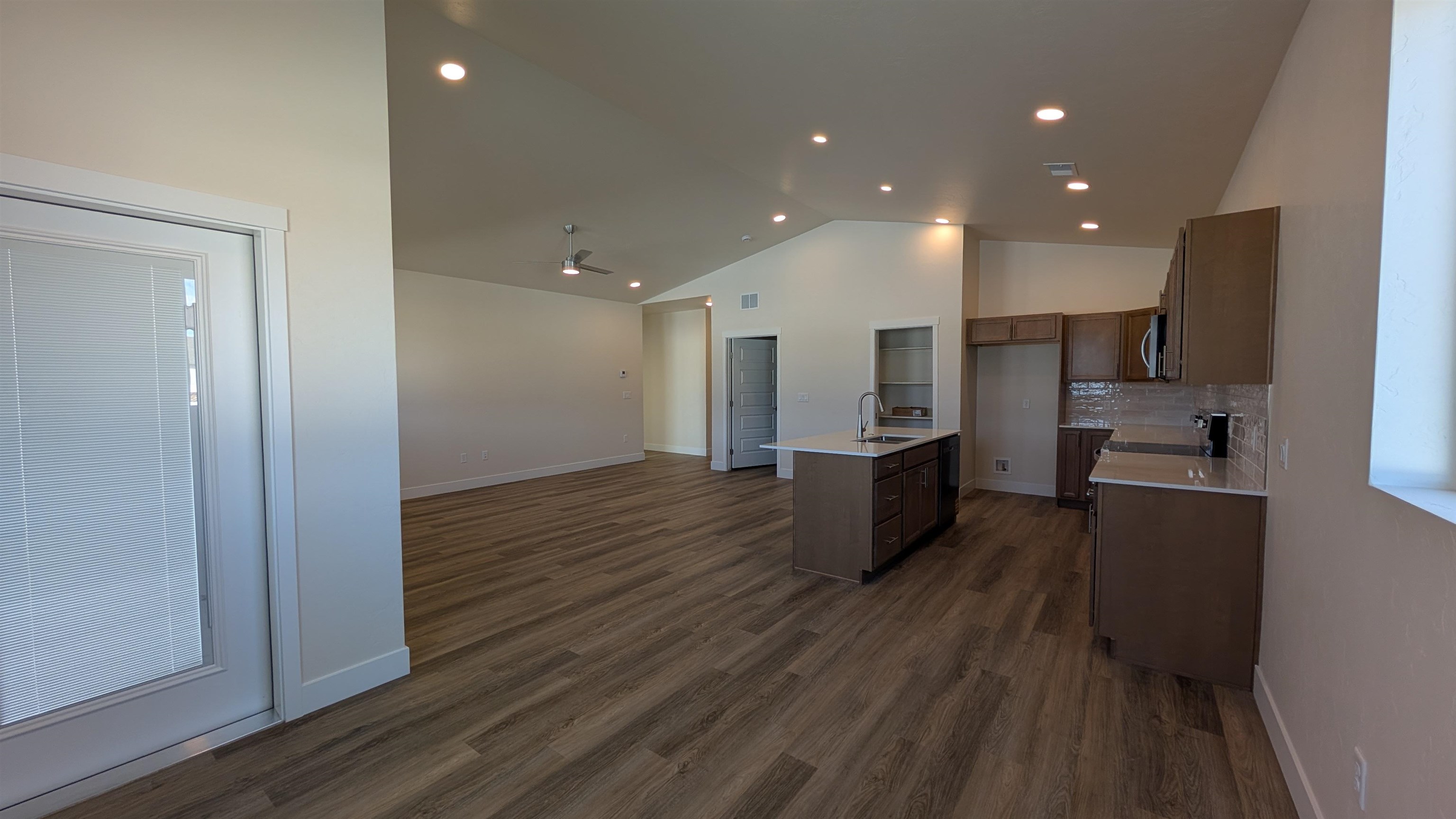 1058 Tungsten Way