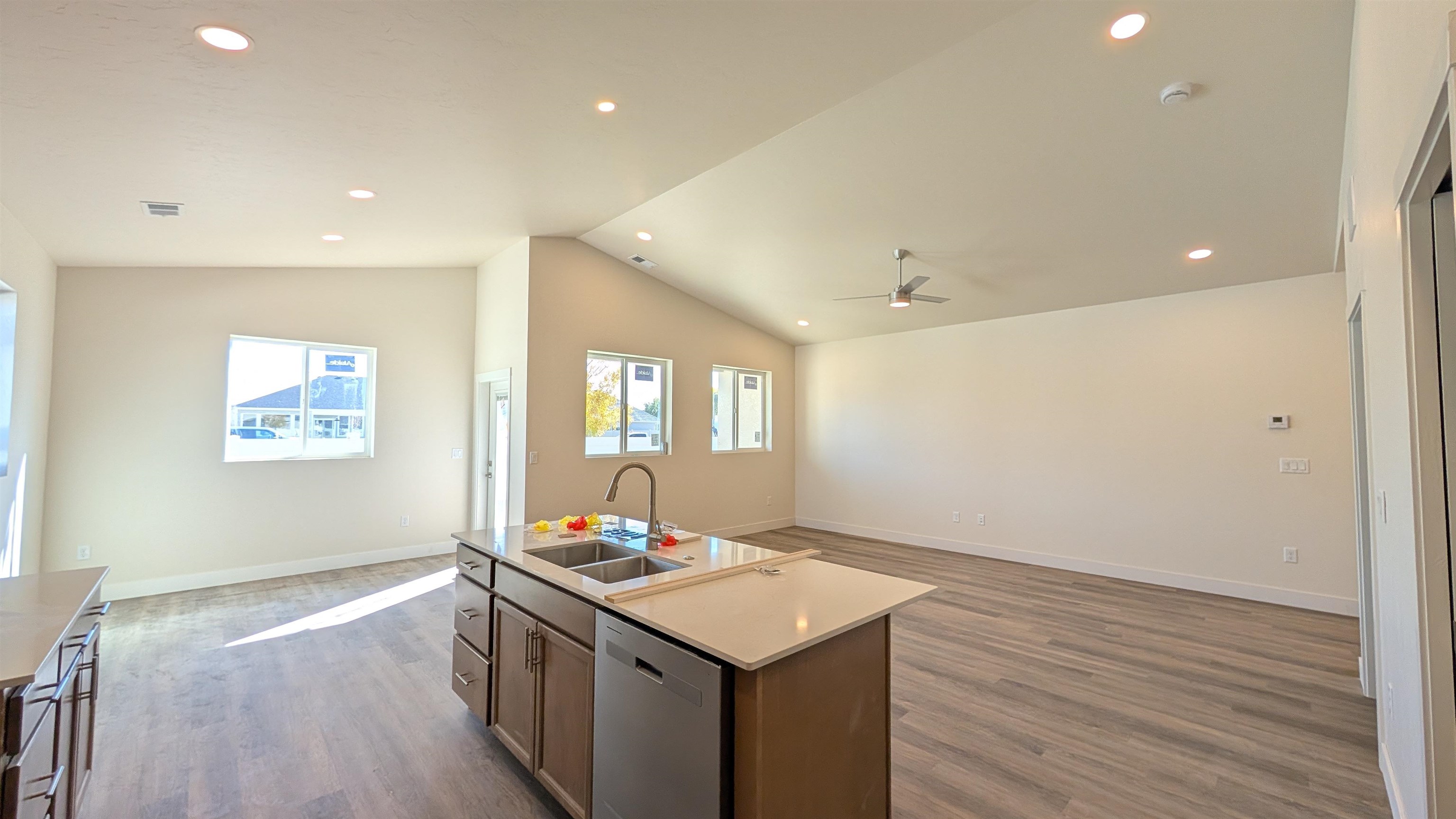 1058 Tungsten Way