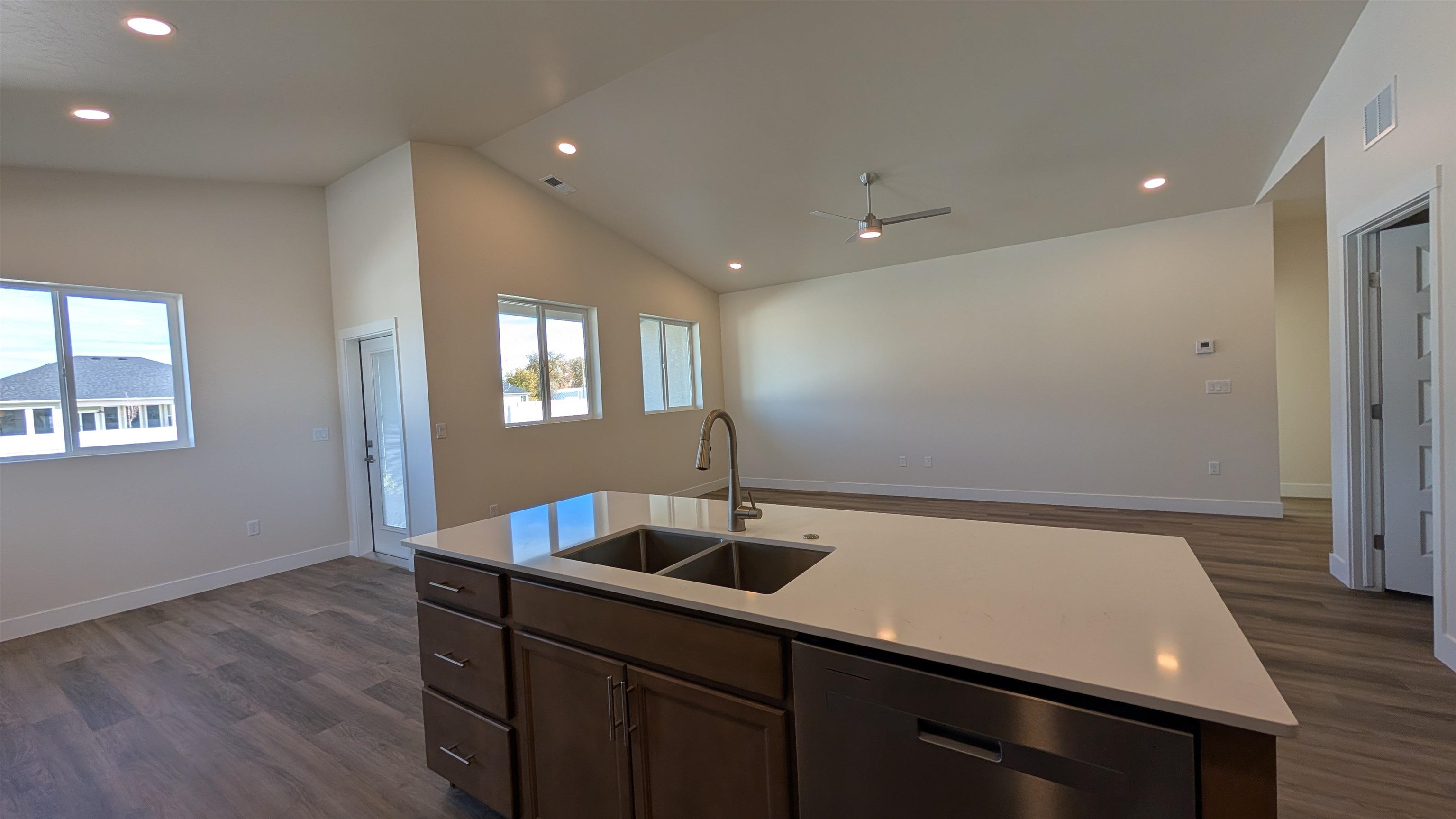 1058 Tungsten Way