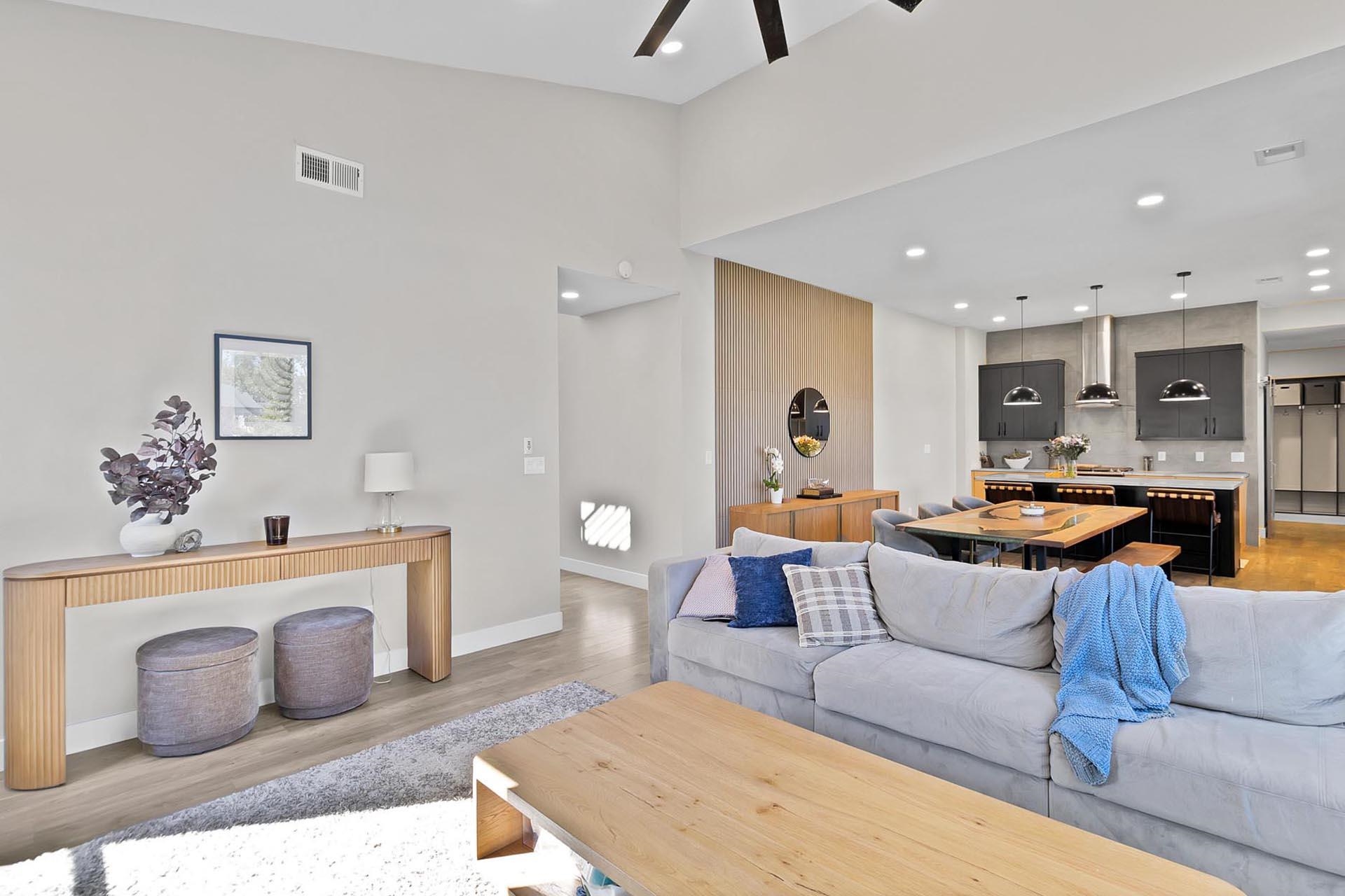 2542 Frying Pan Drive