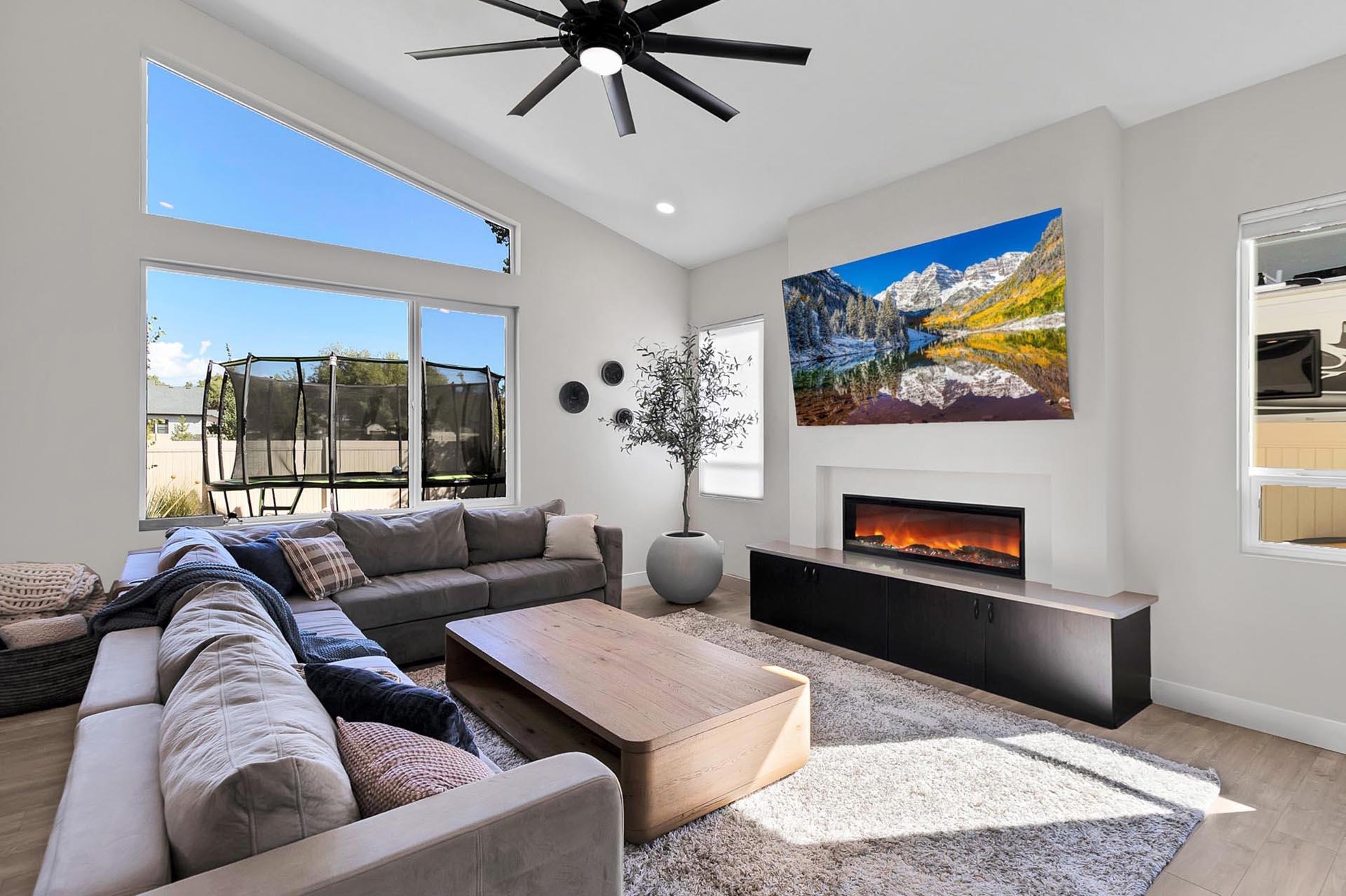 2542 Frying Pan Drive