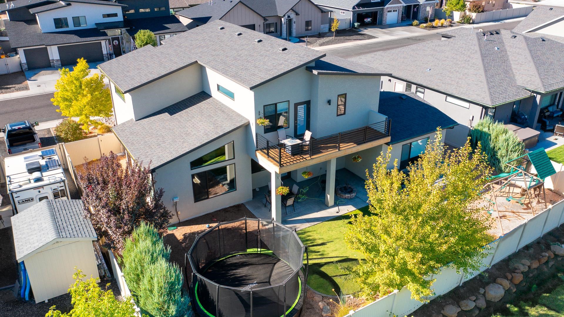 2542 Frying Pan Drive