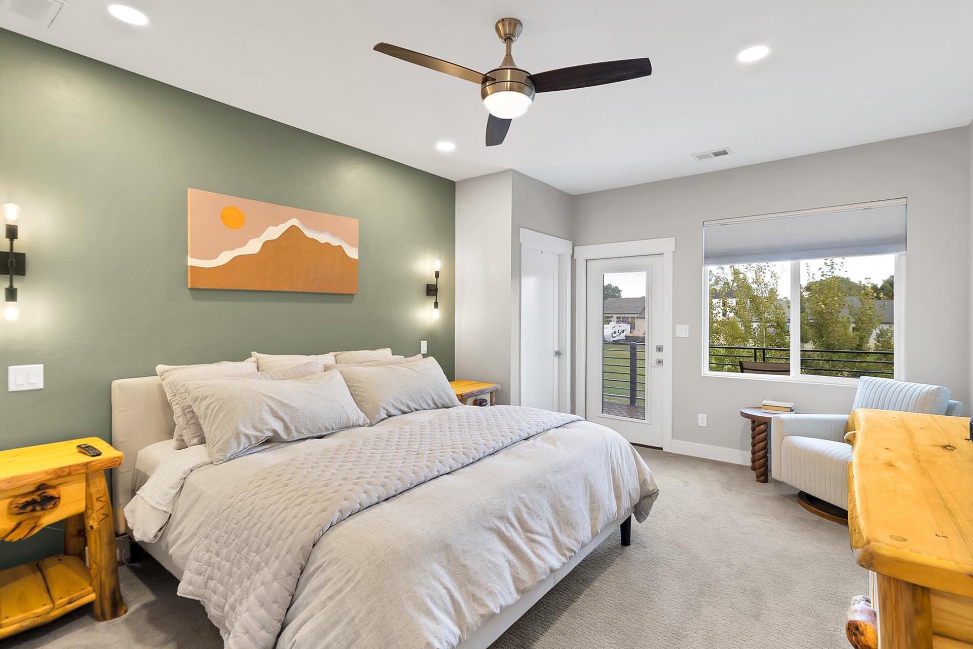 2542 Frying Pan Drive