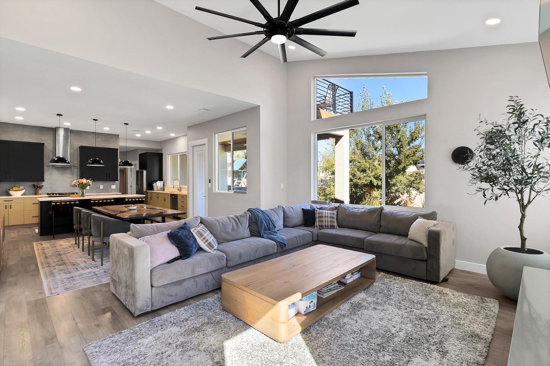 2542 Frying Pan Drive