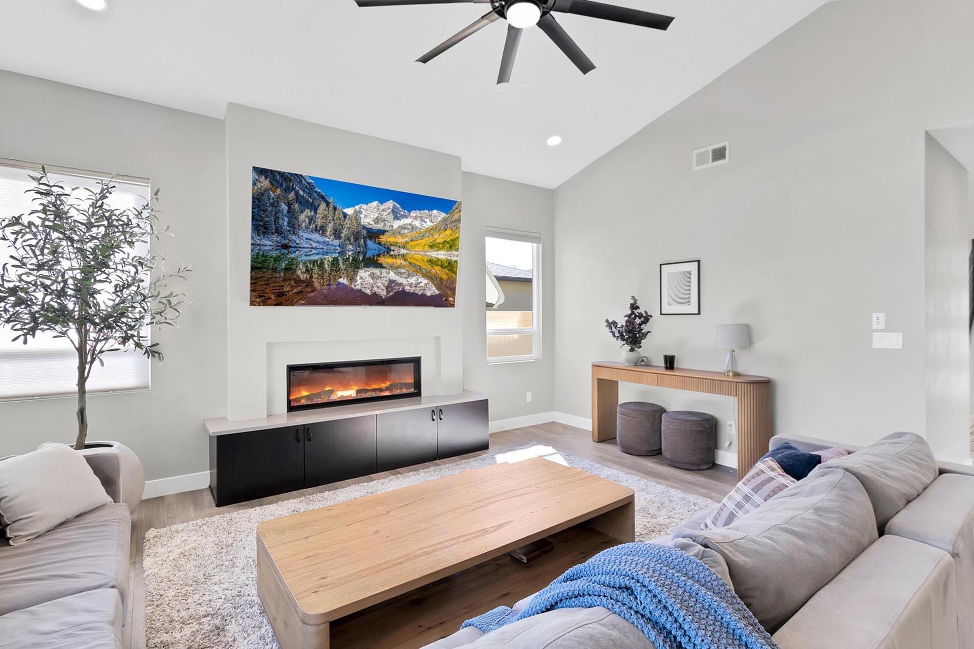 2542 Frying Pan Drive