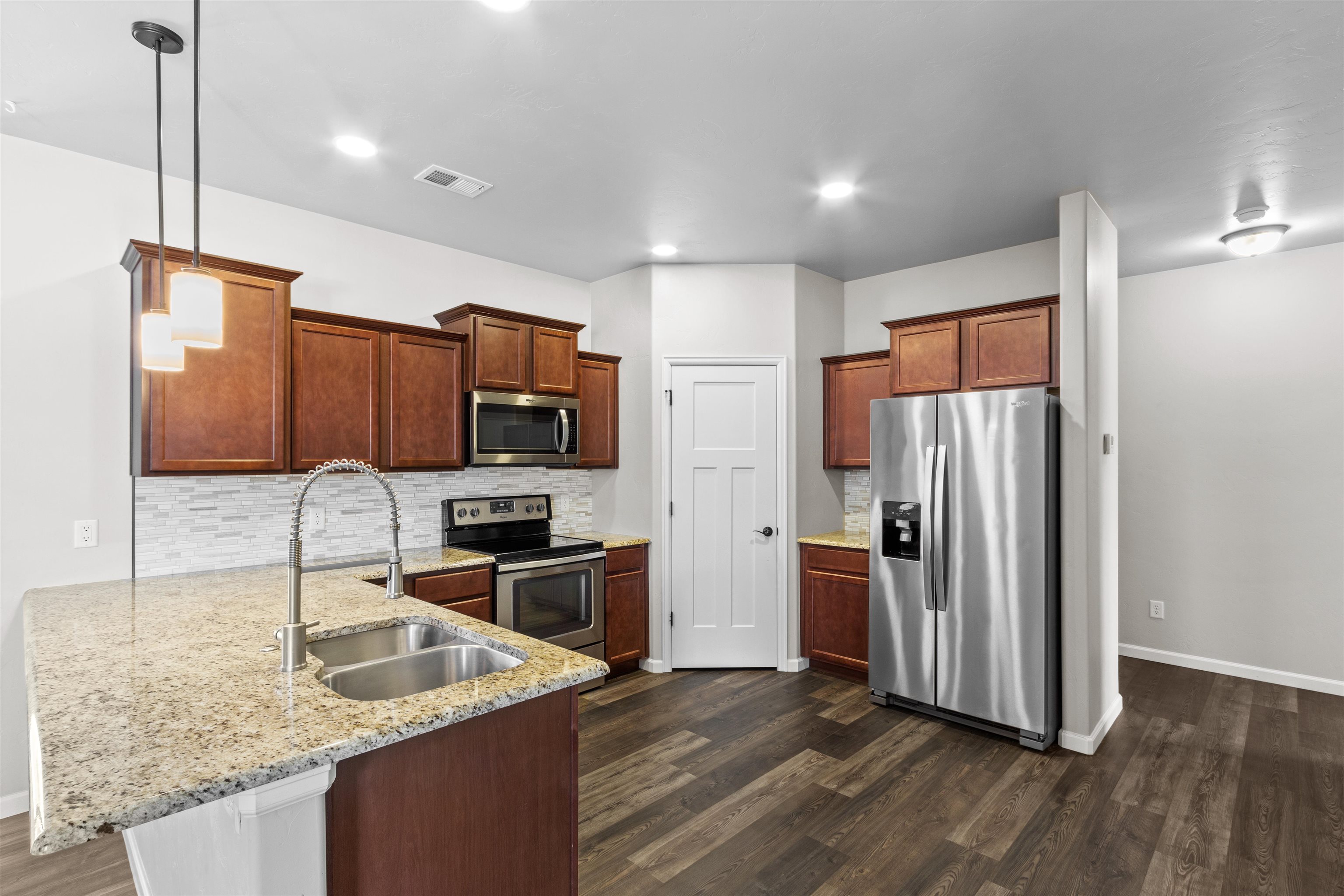 567 Red Cedar Way